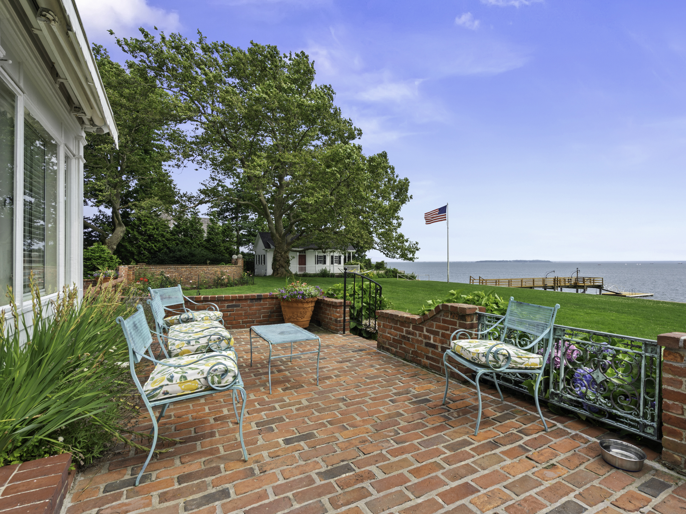 247 King Caesar Road