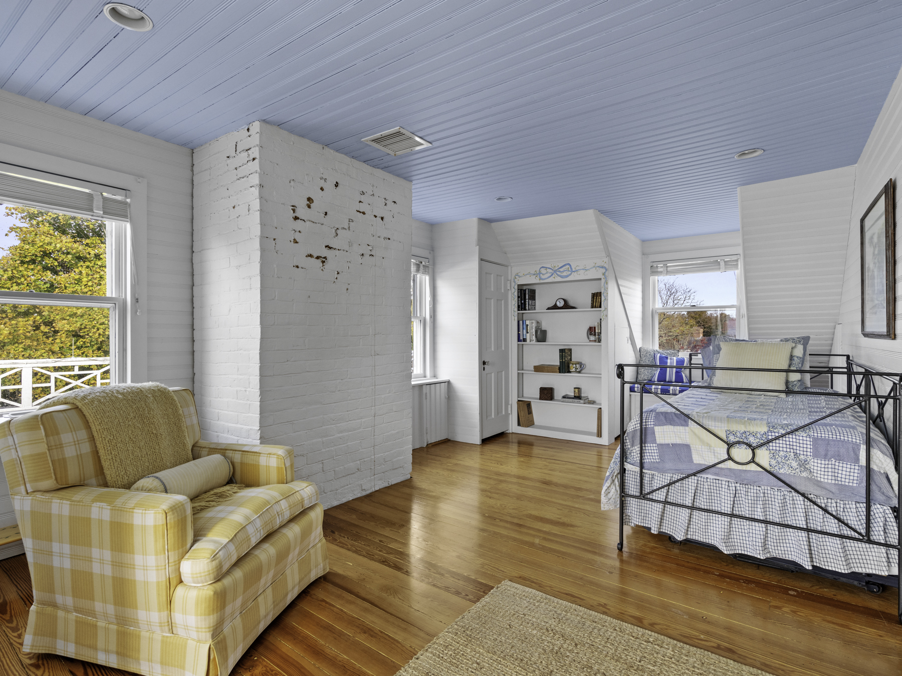 247 King Caesar Road