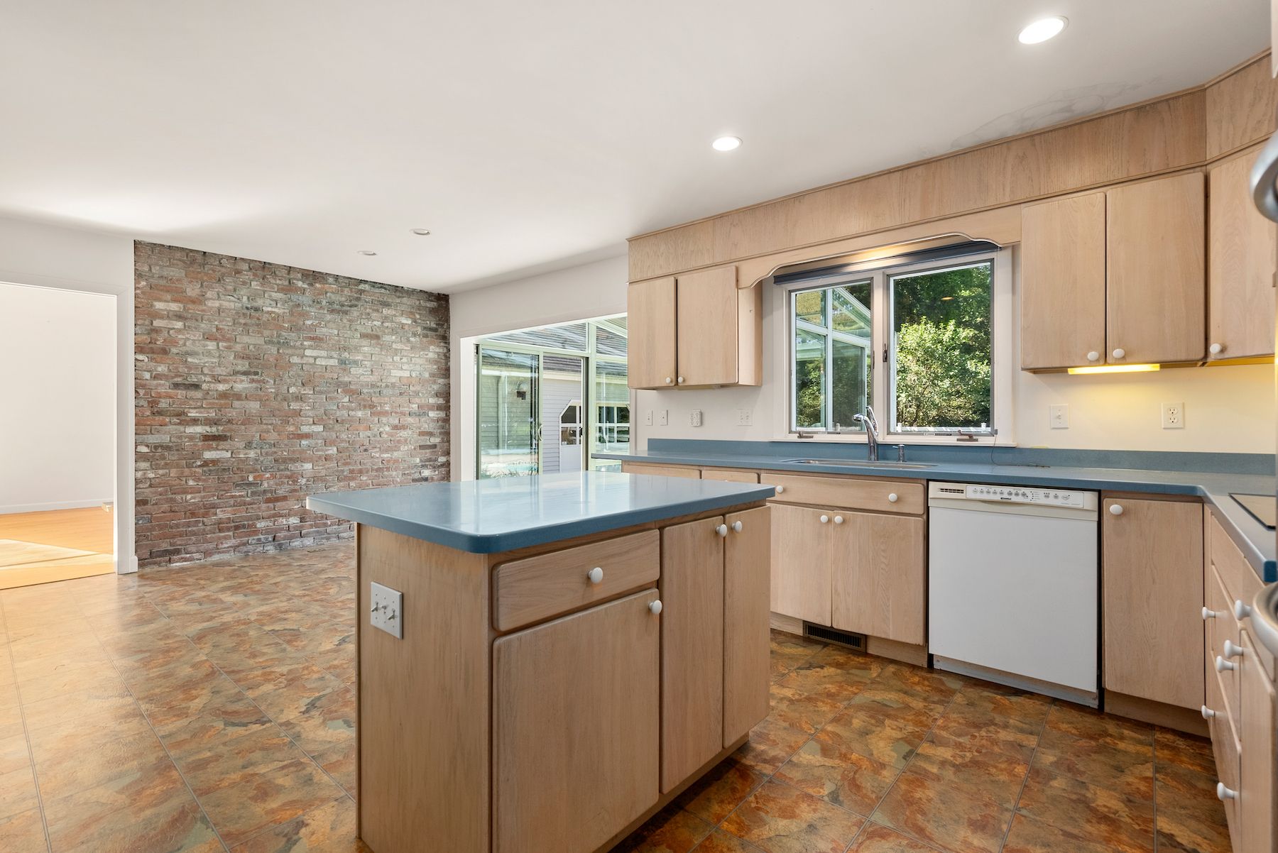 55 Westerly Rd 