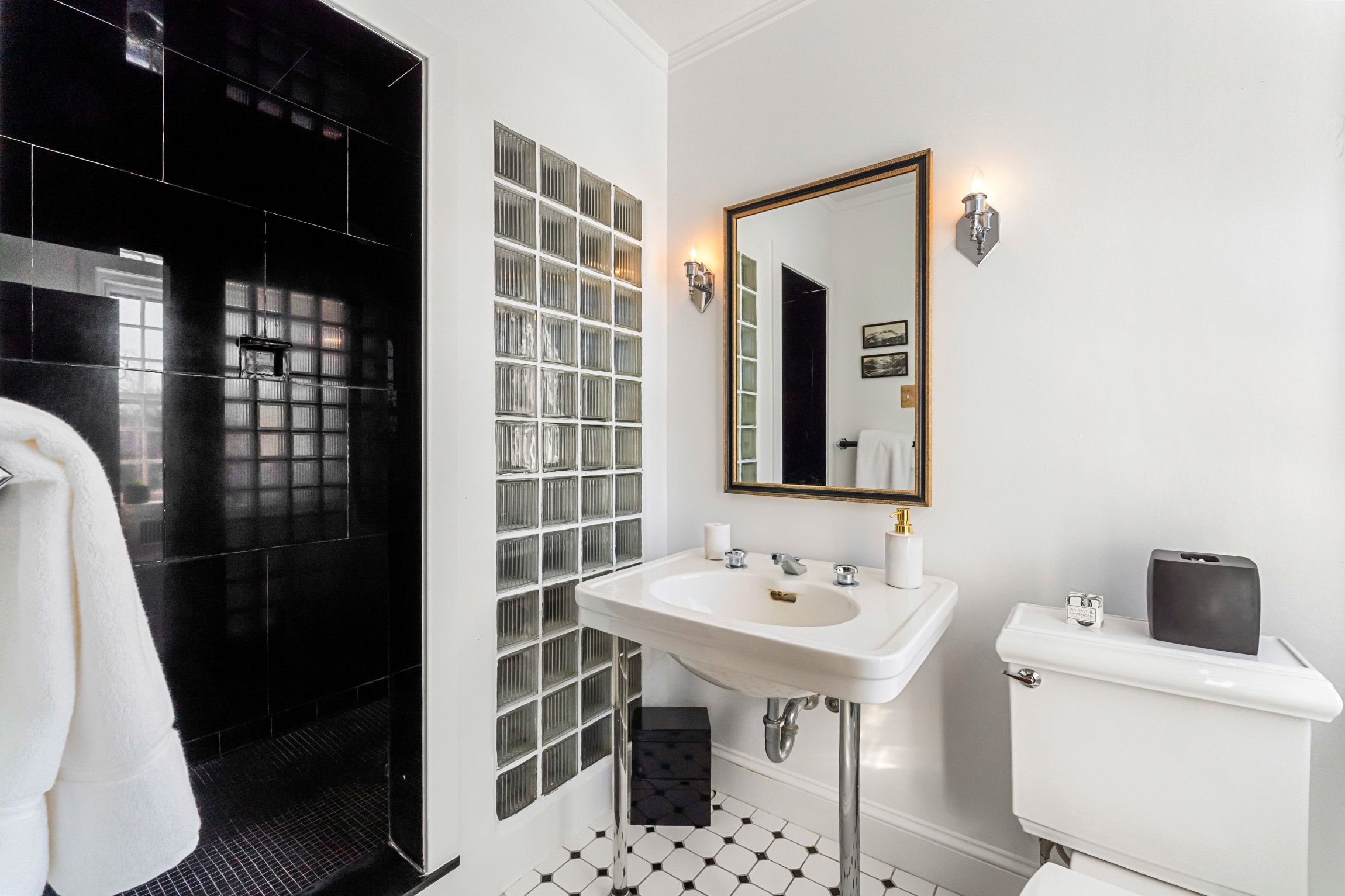 51 Asbury St 