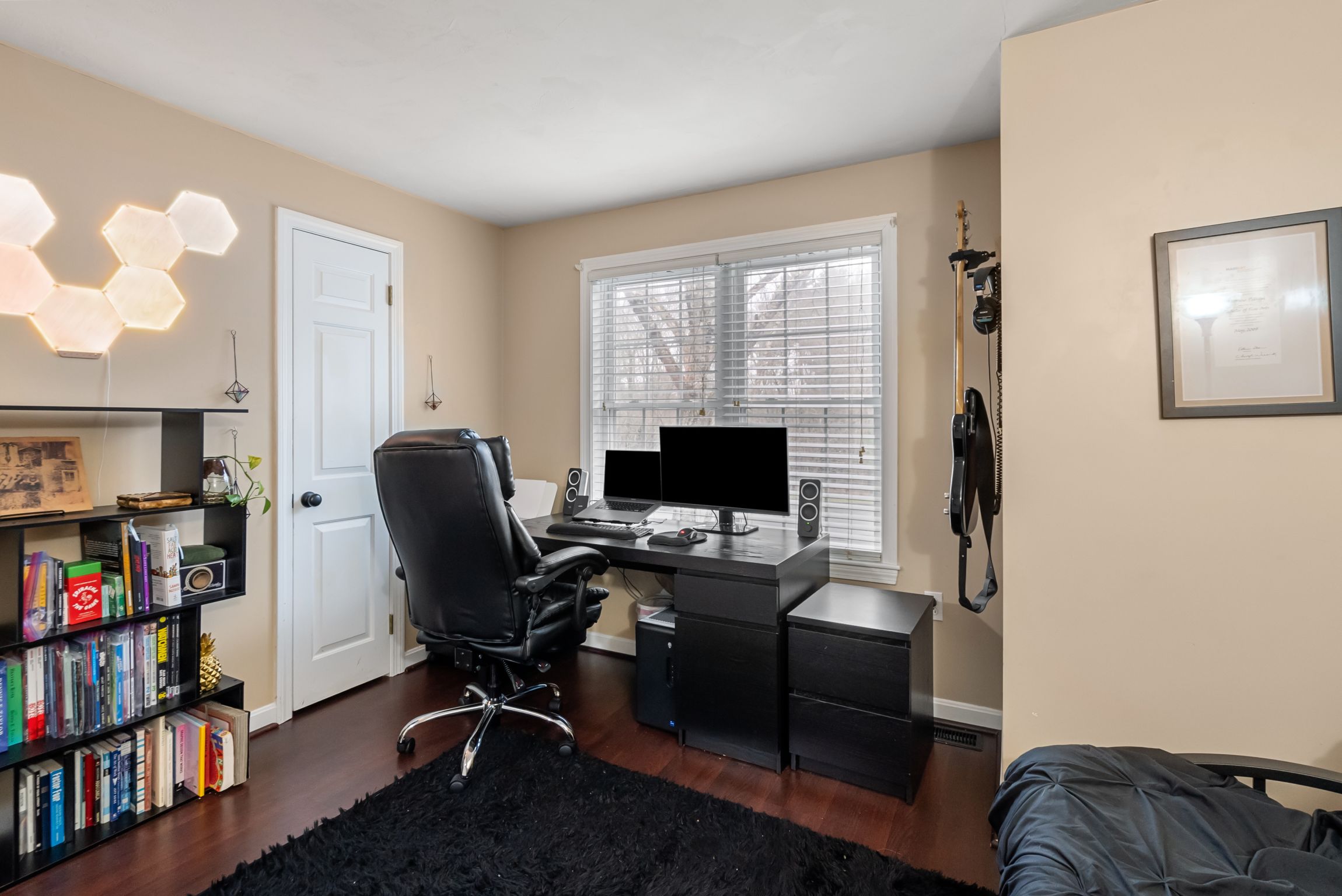 143 Centre Ave