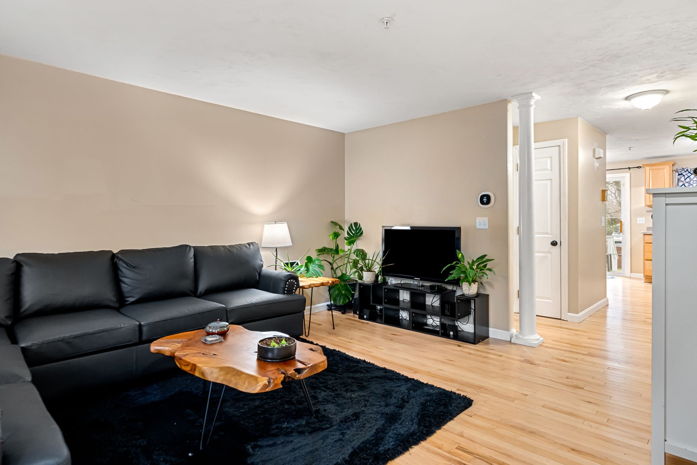 143 Centre Ave