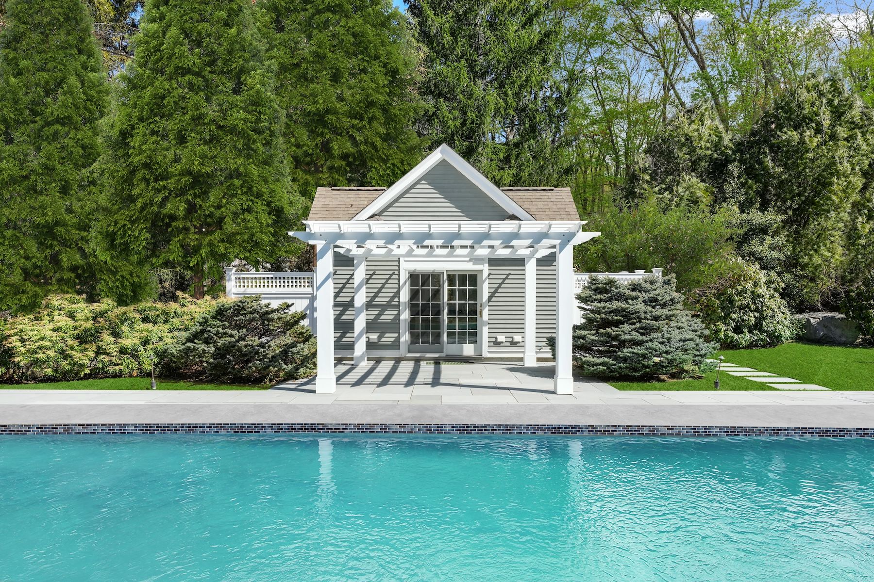 1 Myles Standish Rd 