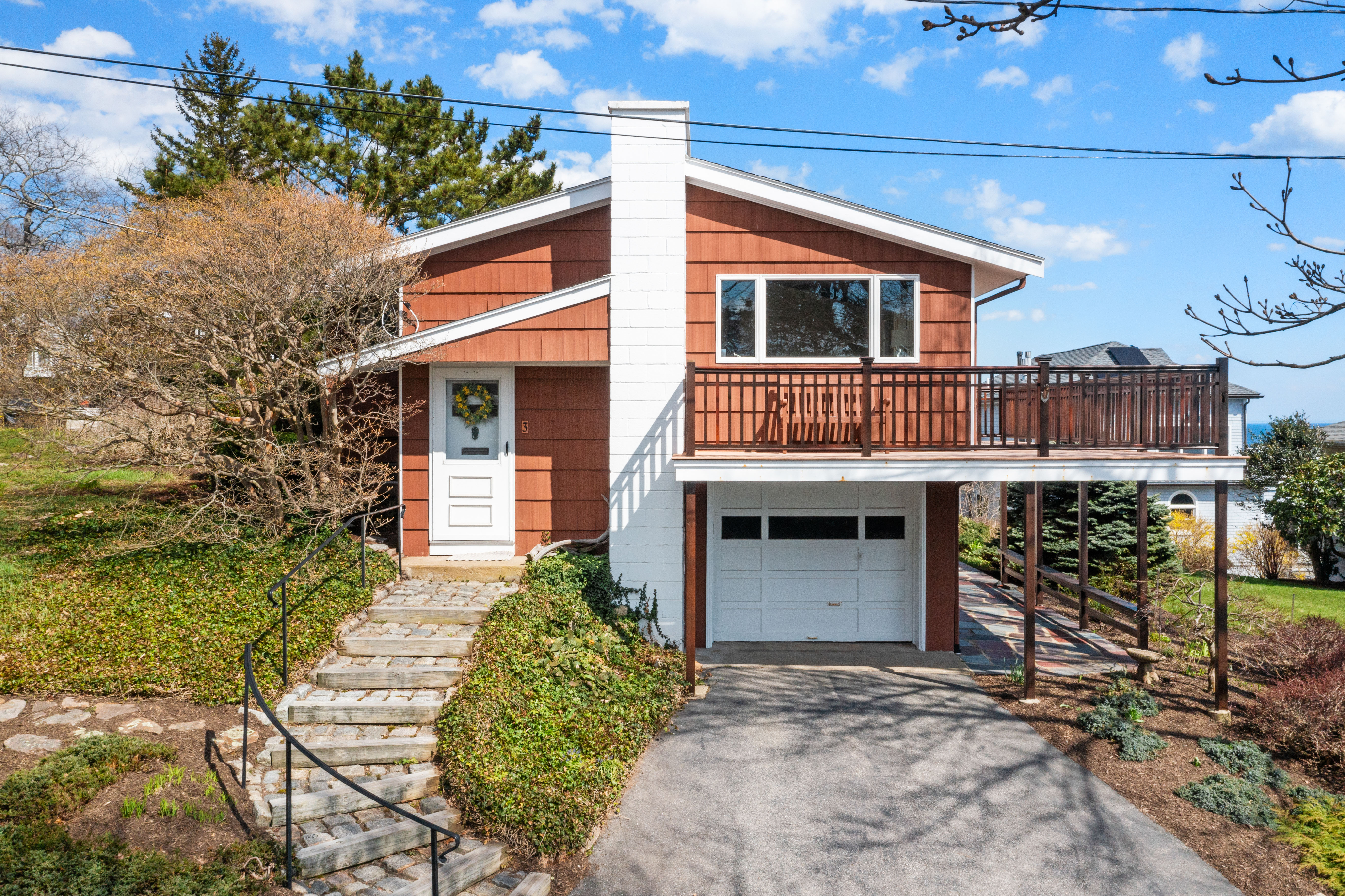 3 Fuller St 