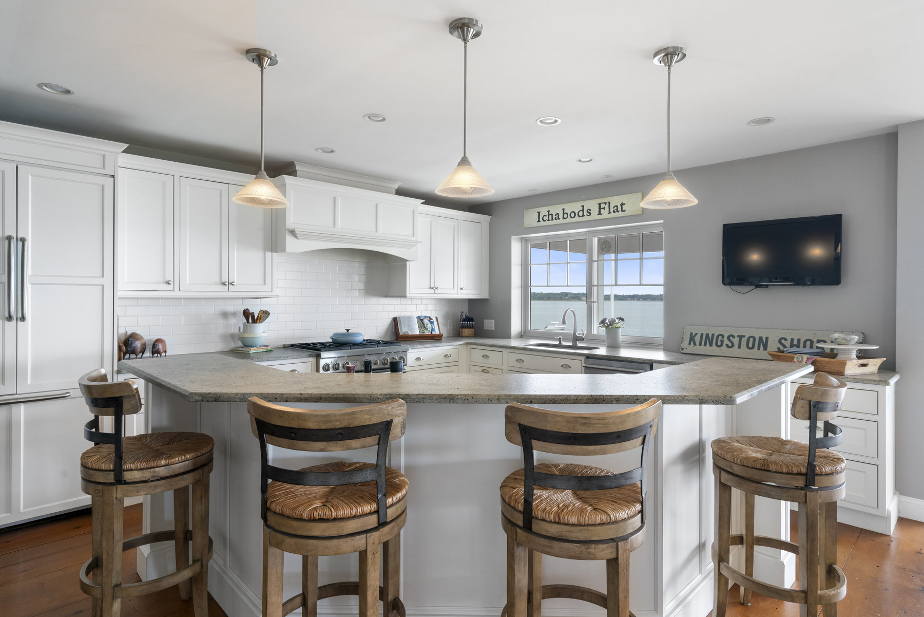 62 Shore Drive