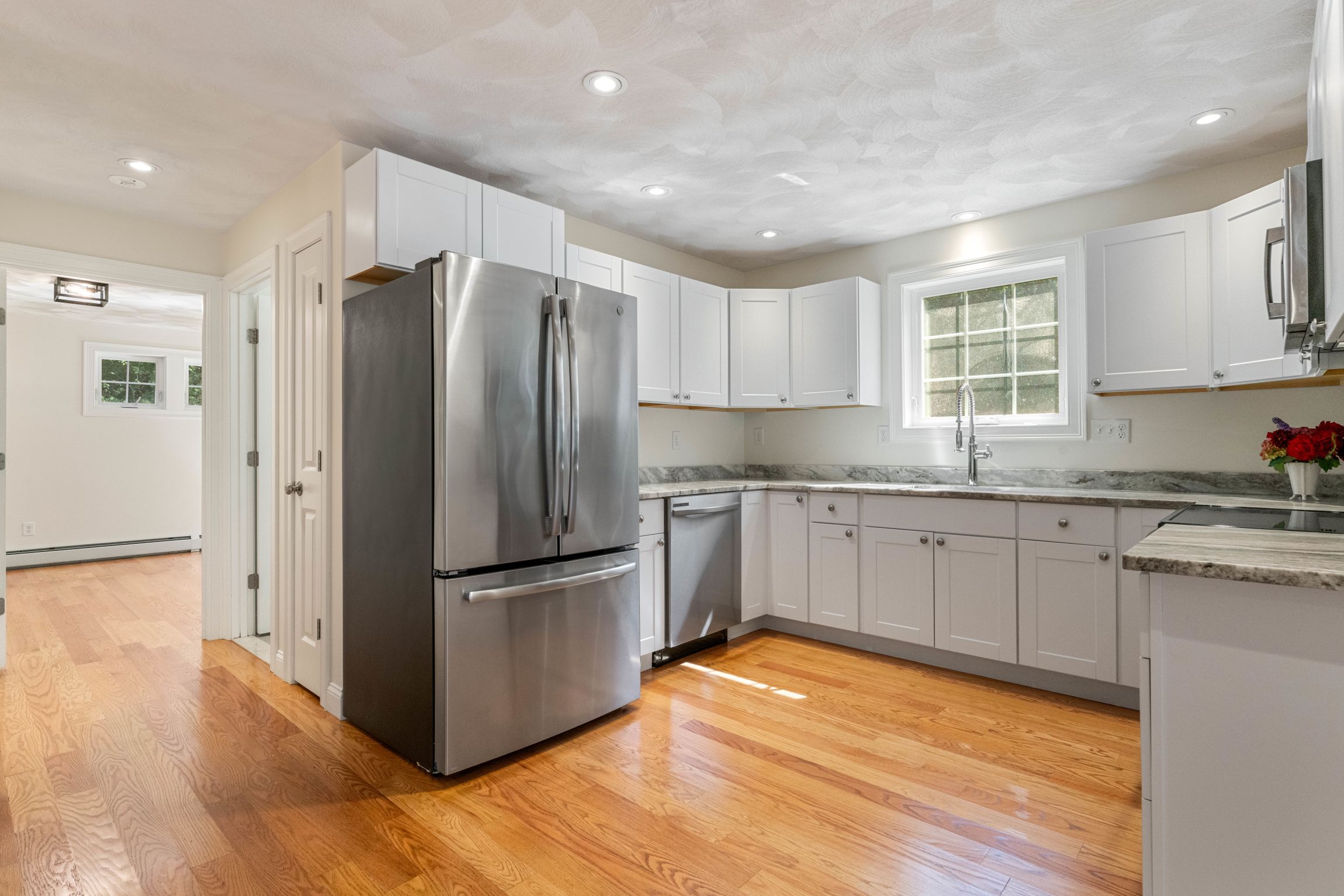 9 Walnut Dr 