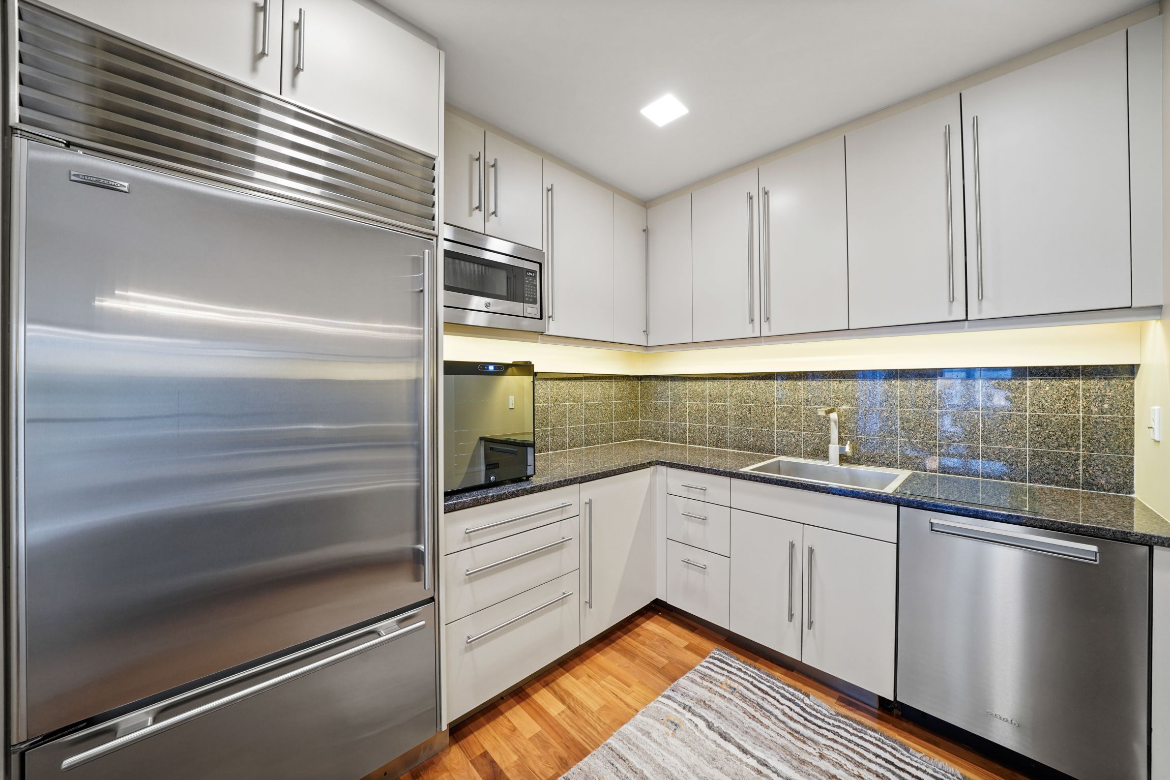 500 Atlantic Avenue 18G
