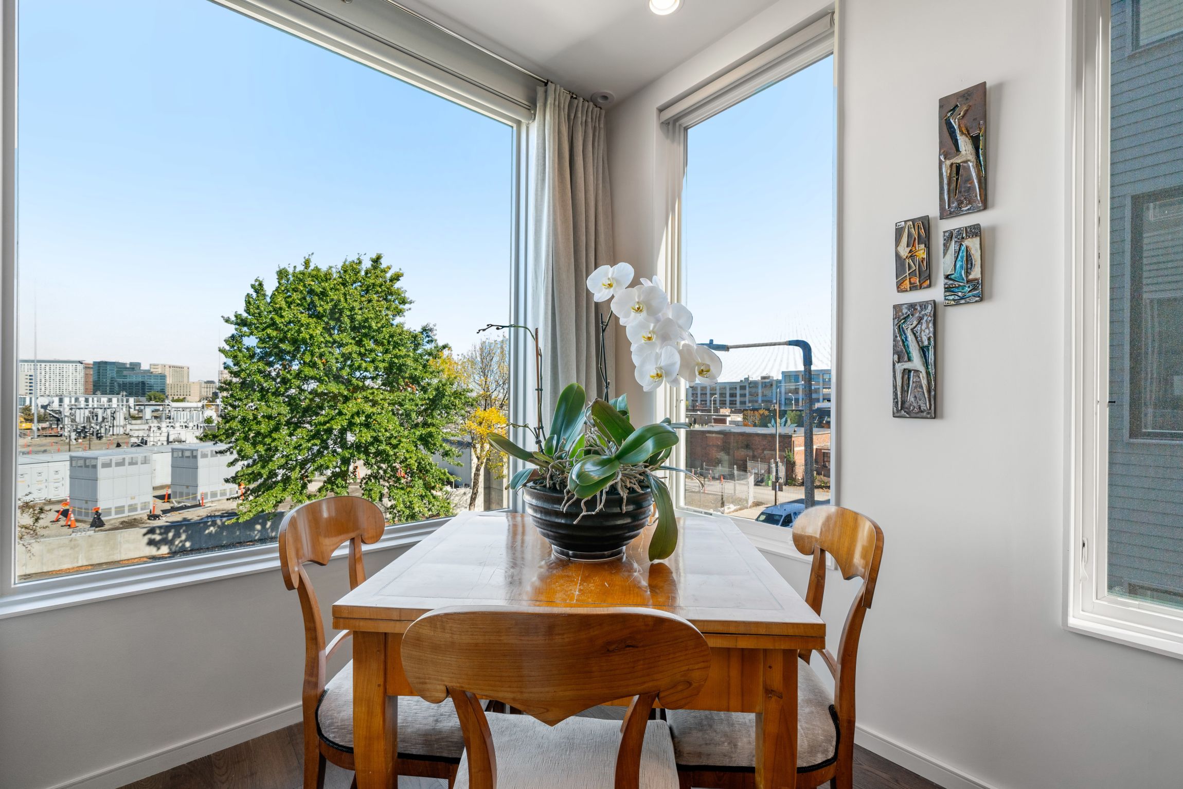 509 E 1st Street 5