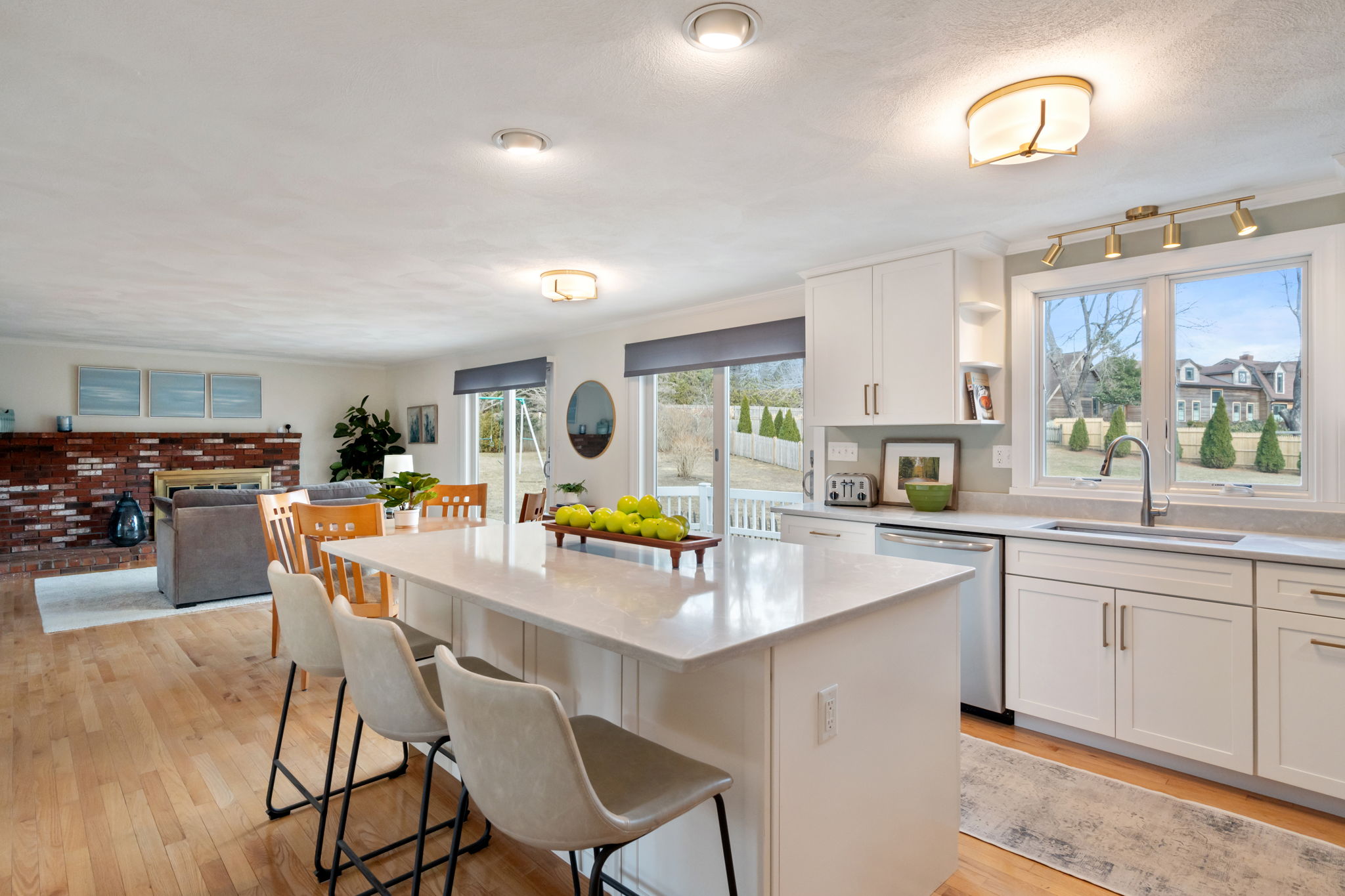 21 Hicks Point Road