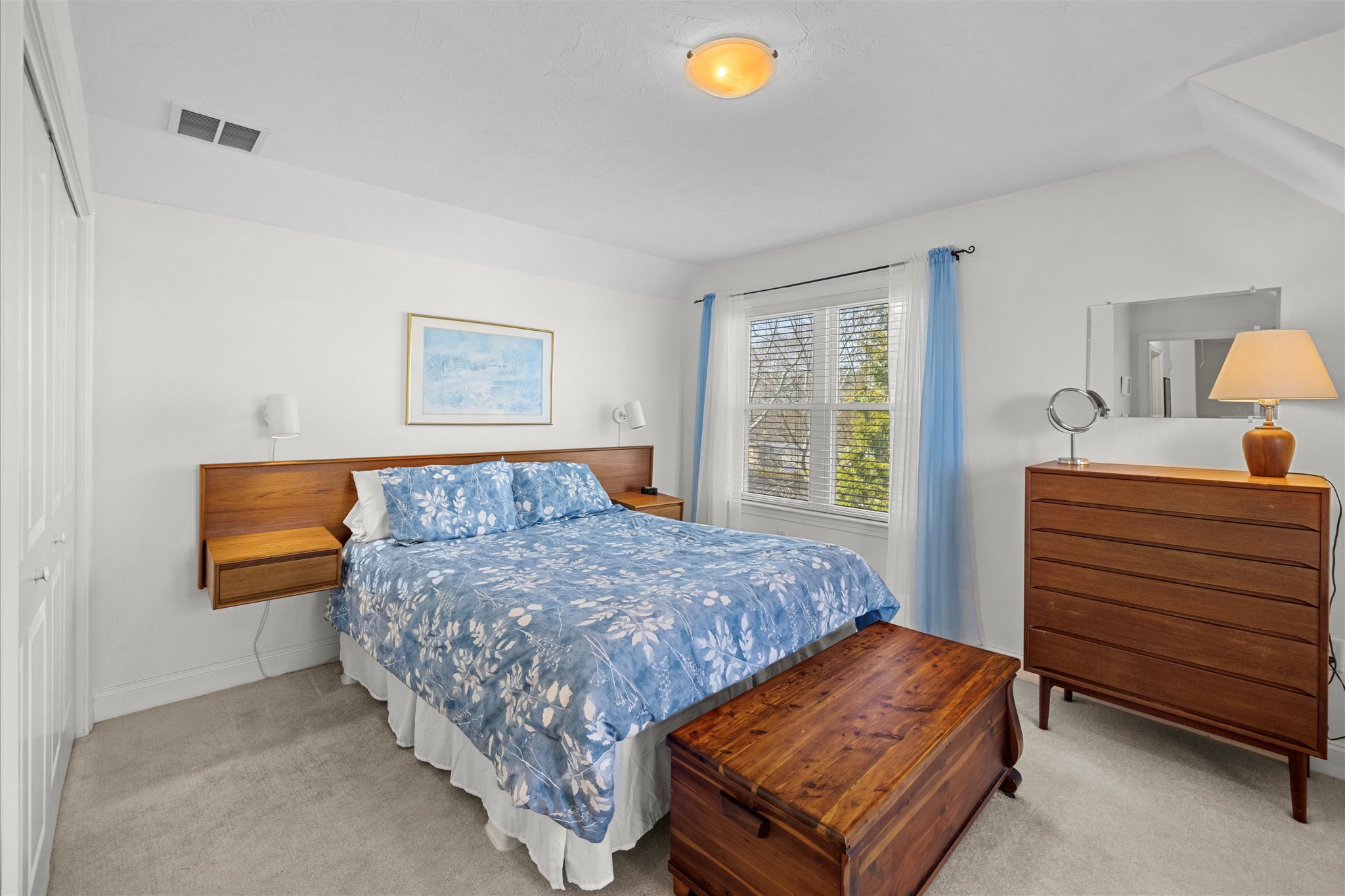176 Black Cat Rd