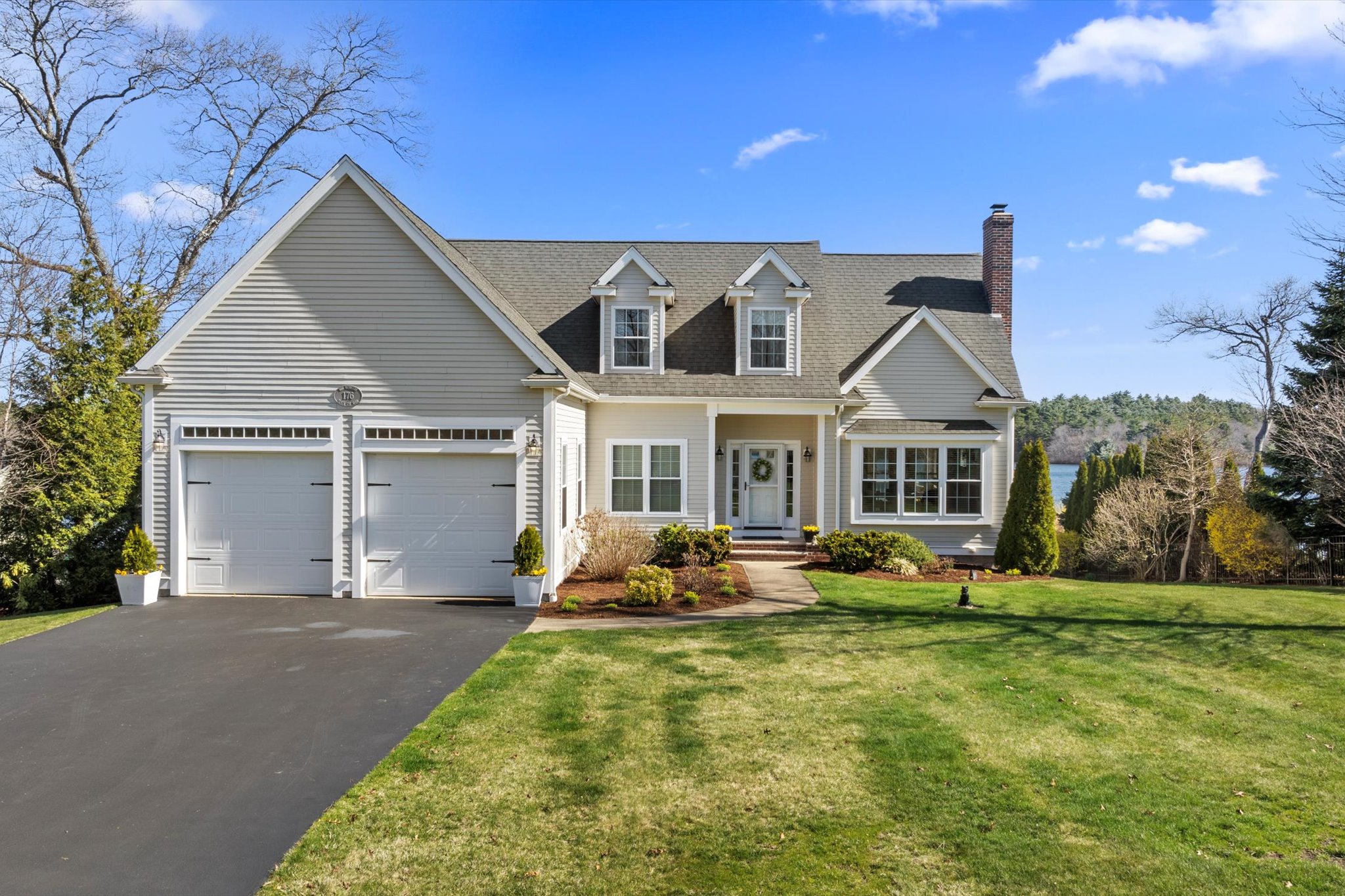 176 Black Cat Rd