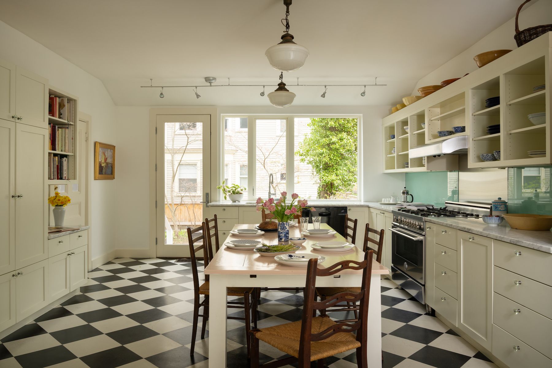 159 Mount Auburn Street 