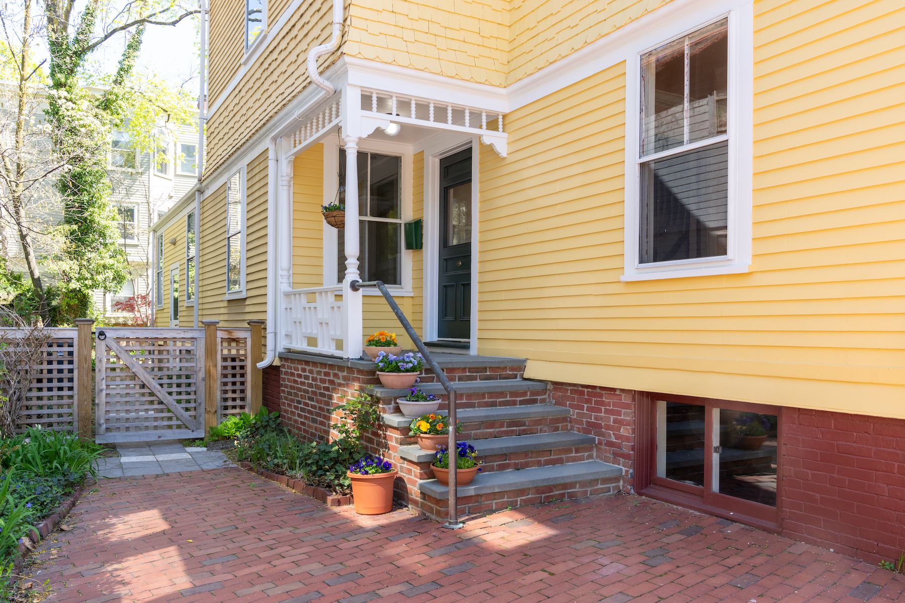 159 Mount Auburn Street 