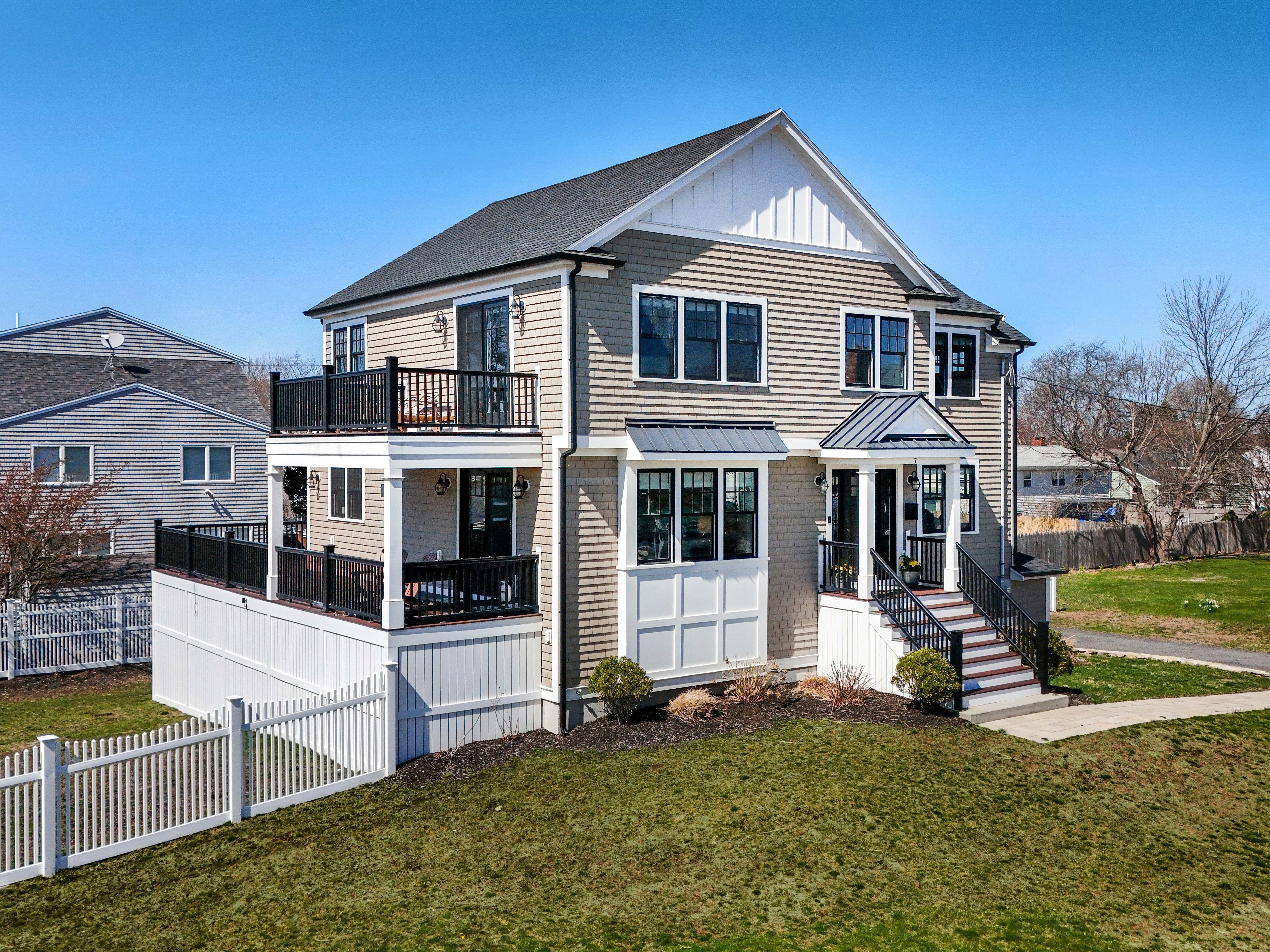 7 Vernon Avenue 