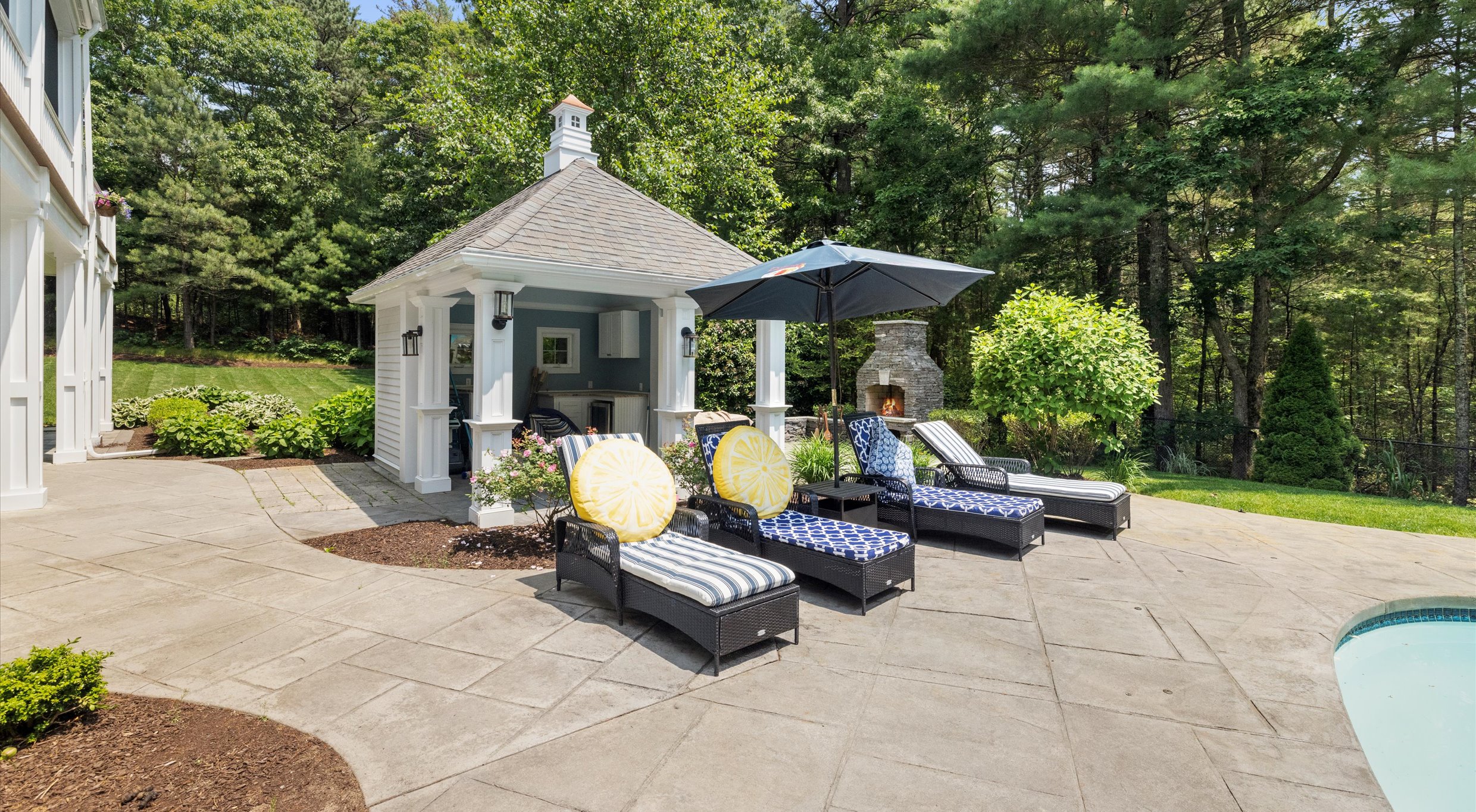 263 Country Club Way