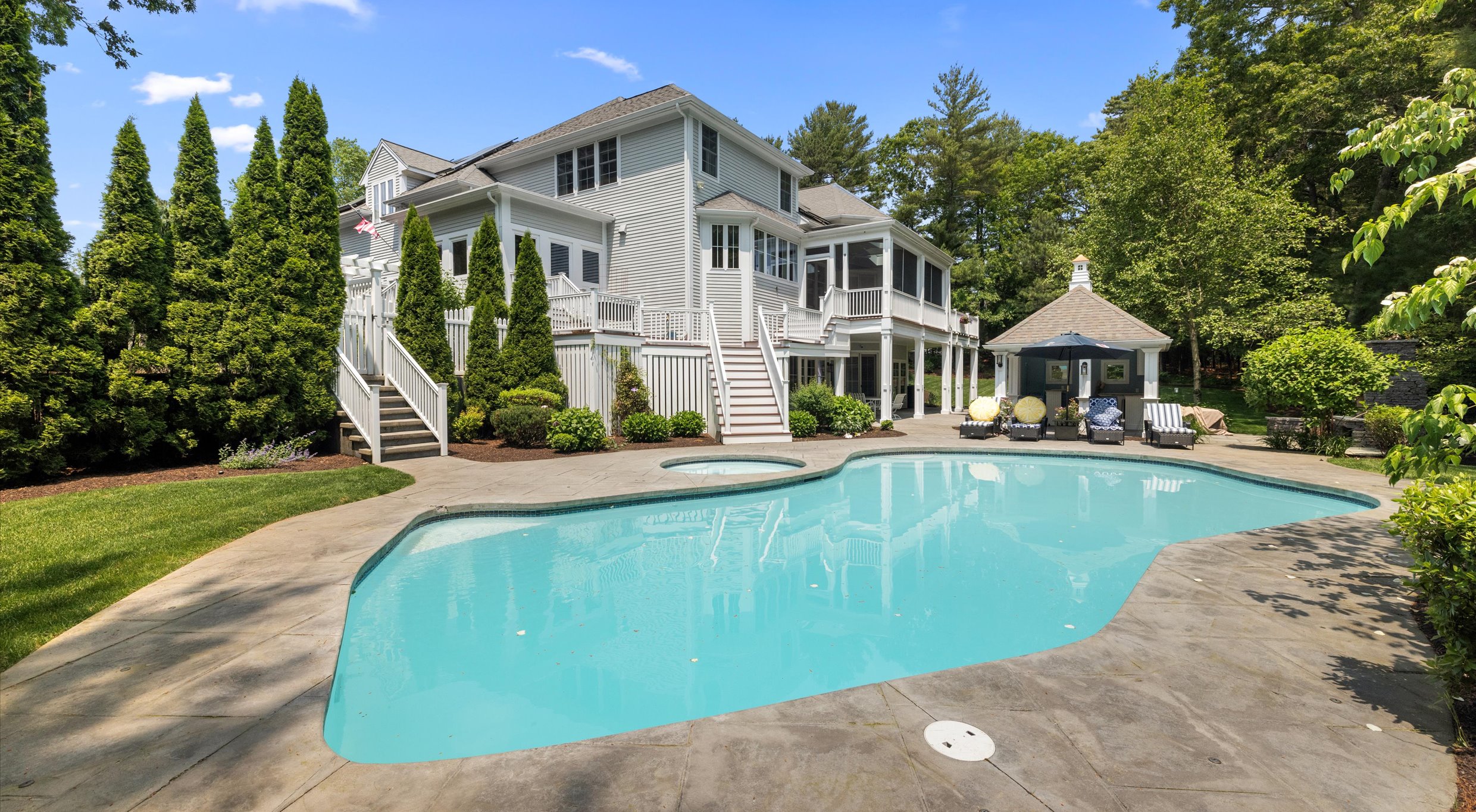 263 Country Club Way