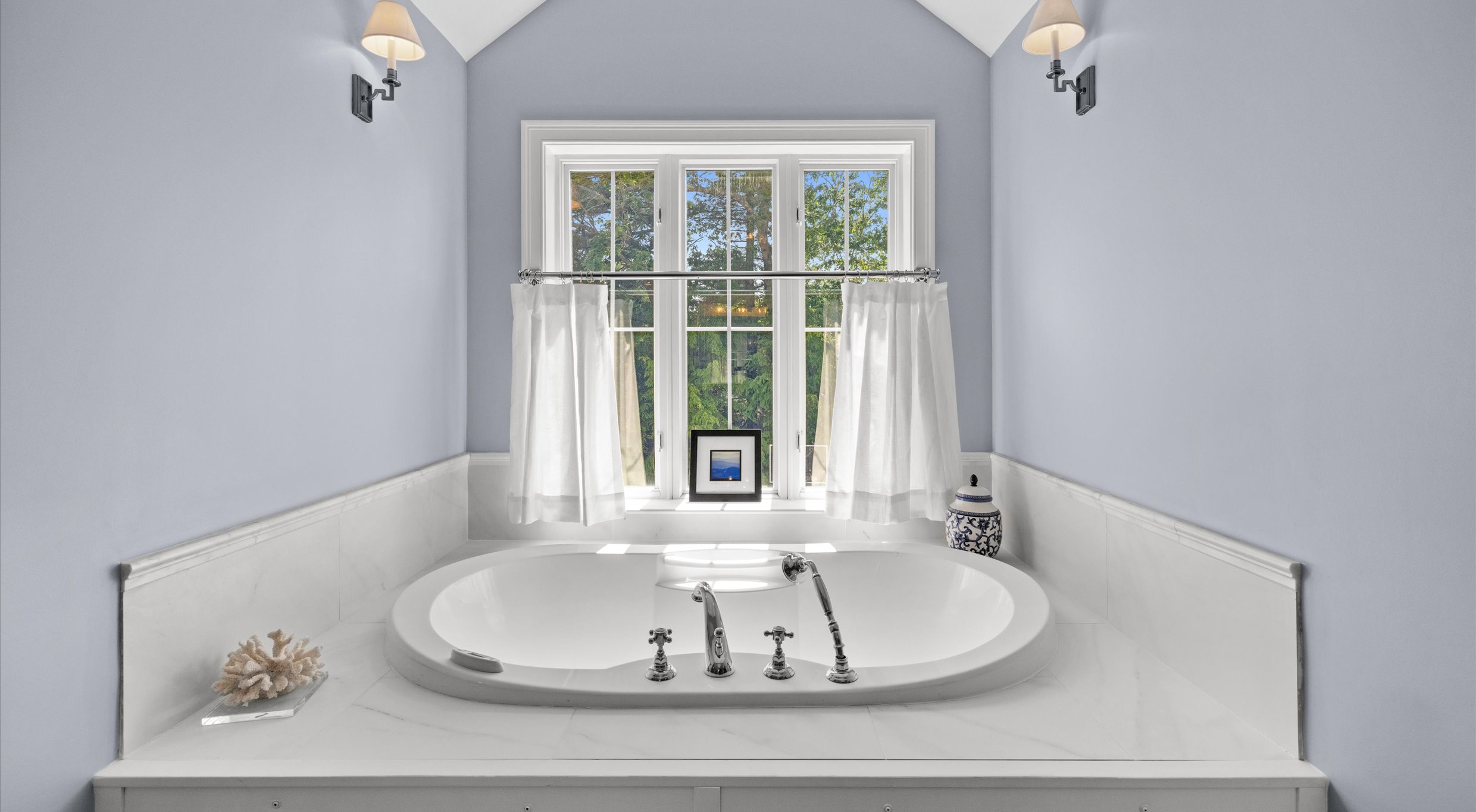 263 Country Club Way