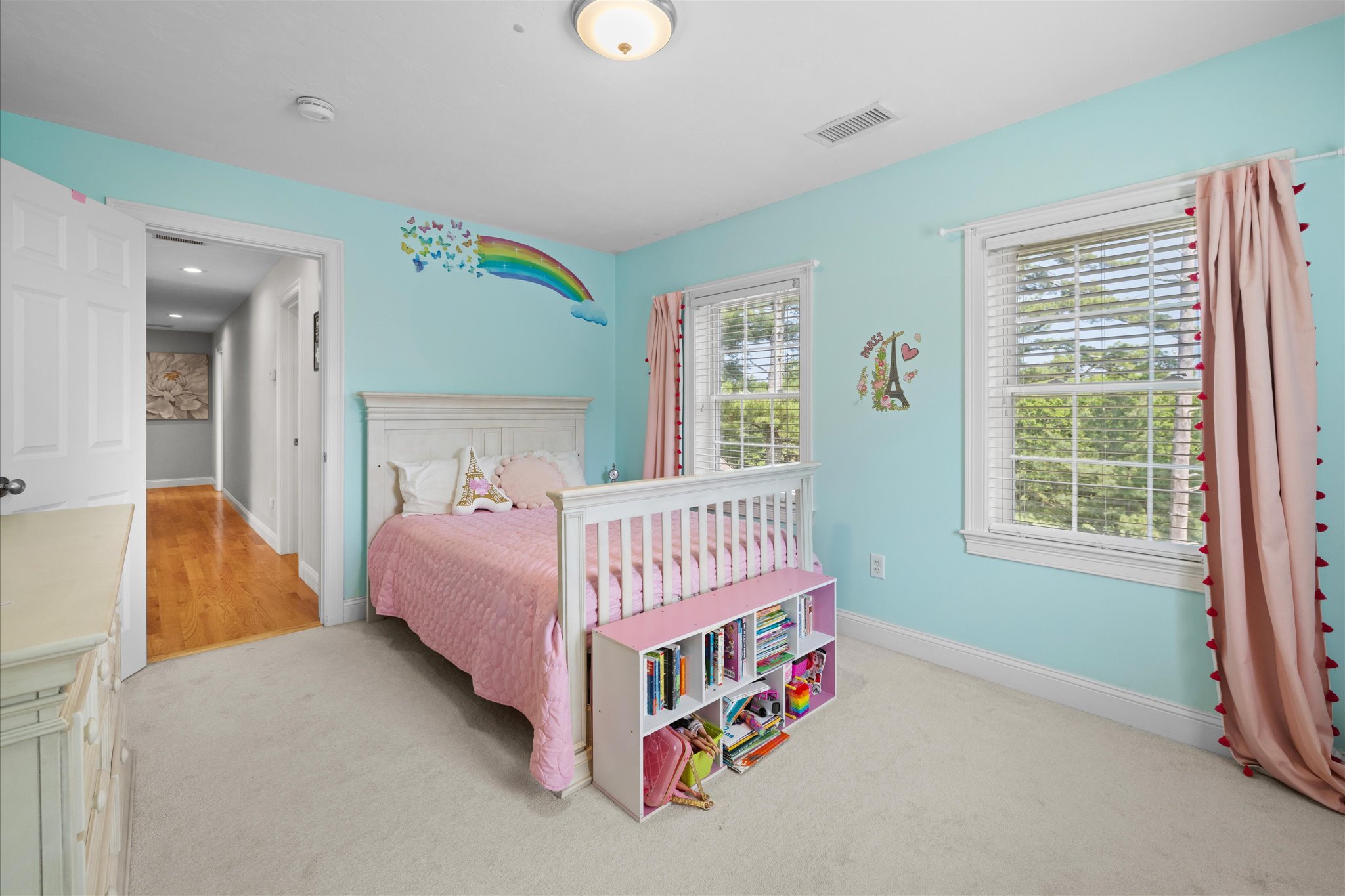 294 Country Club Way