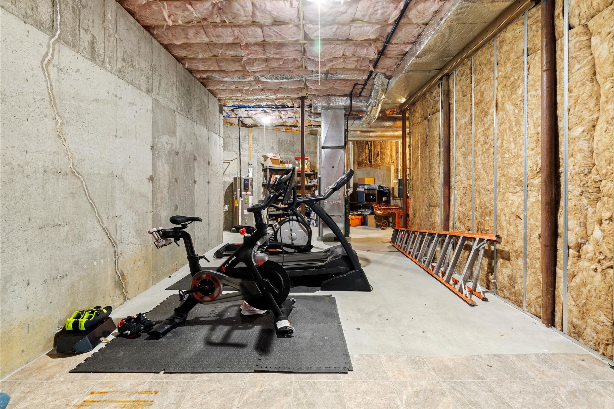 294 Country Club Way