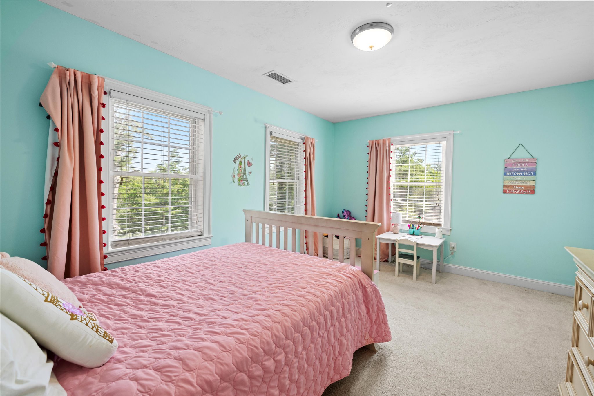 294 Country Club Way