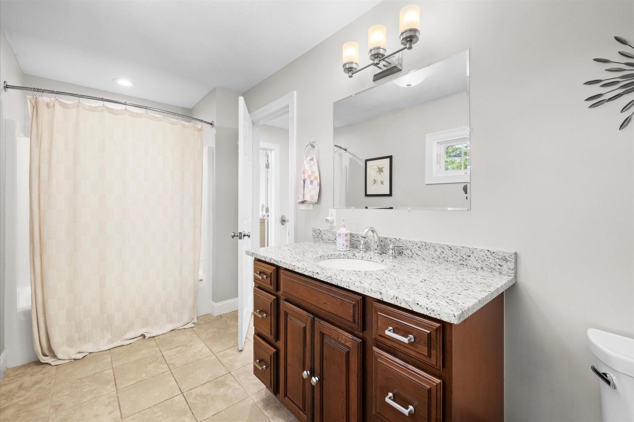 294 Country Club Way