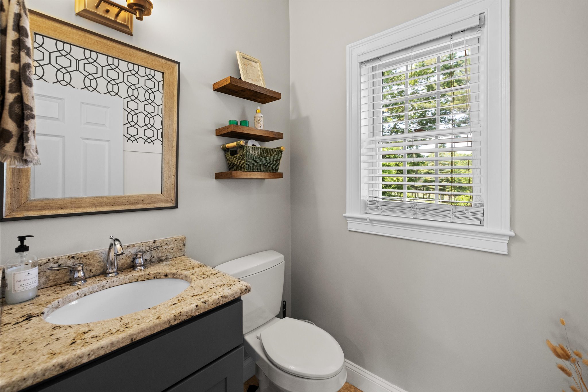 294 Country Club Way