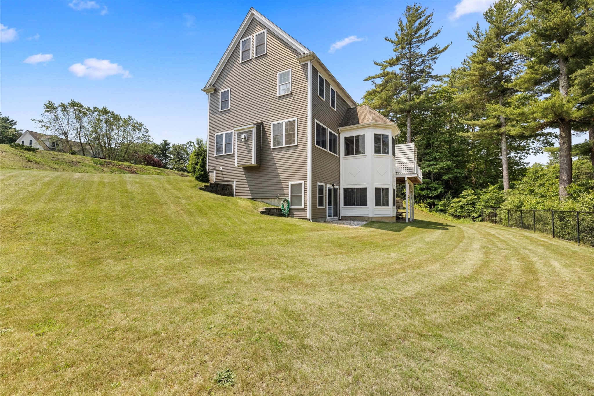 294 Country Club Way