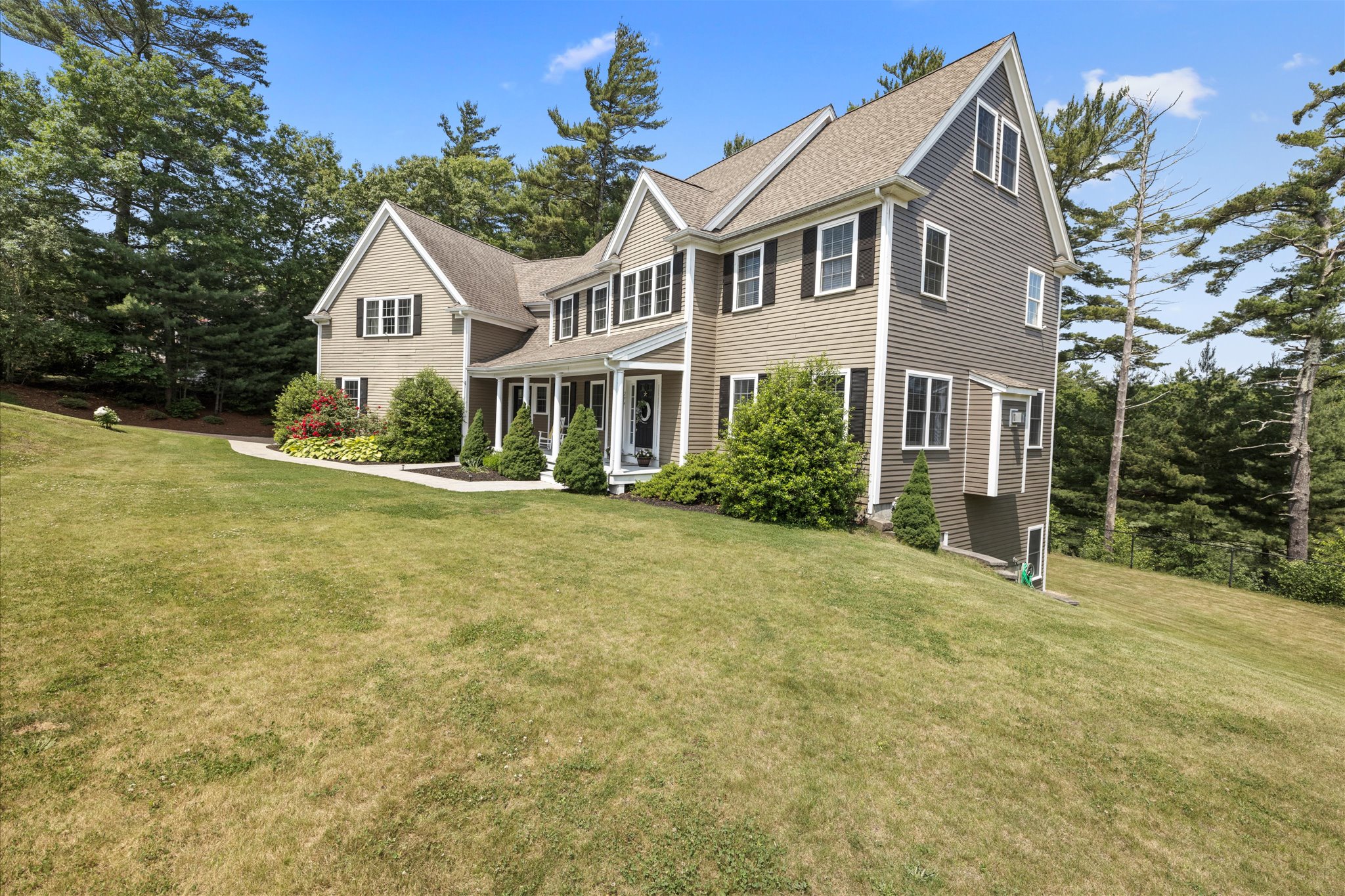 294 Country Club Way