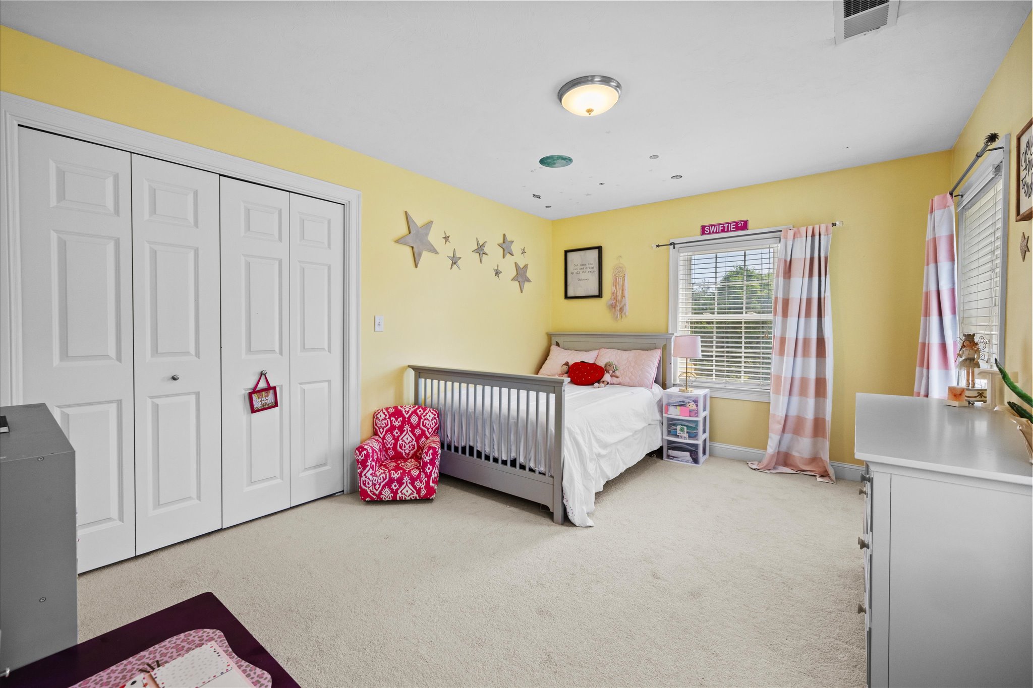 294 Country Club Way