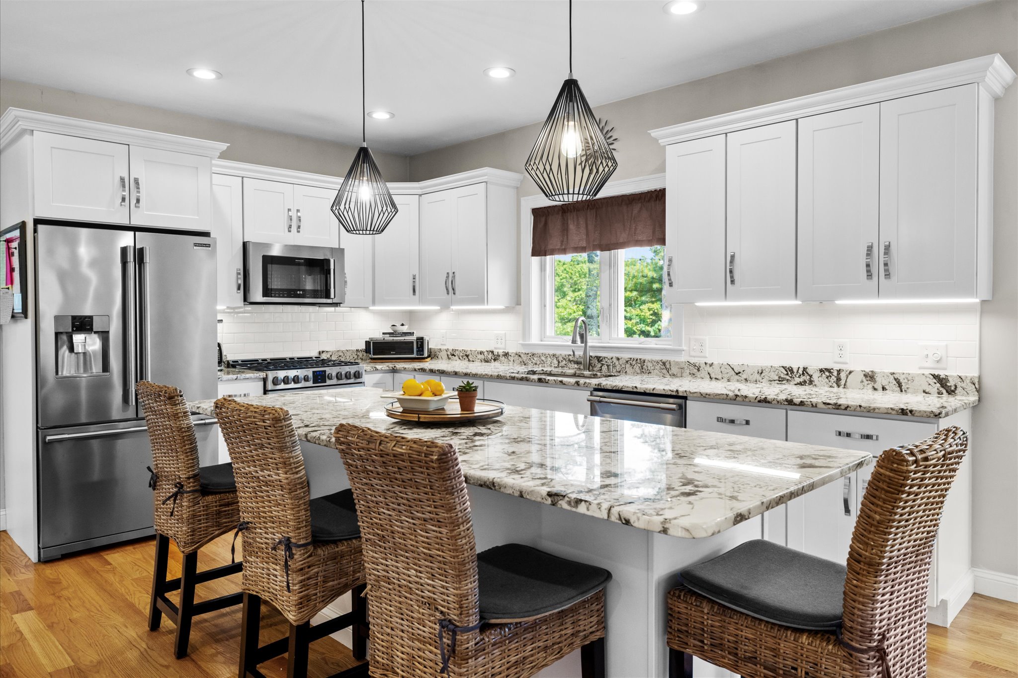 294 Country Club Way