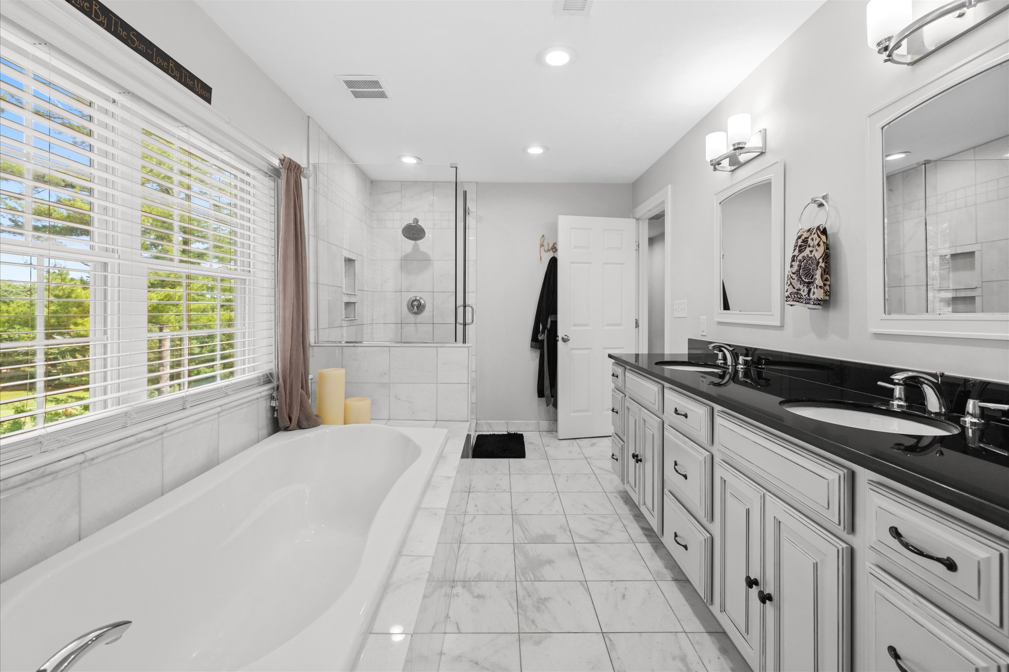 294 Country Club Way