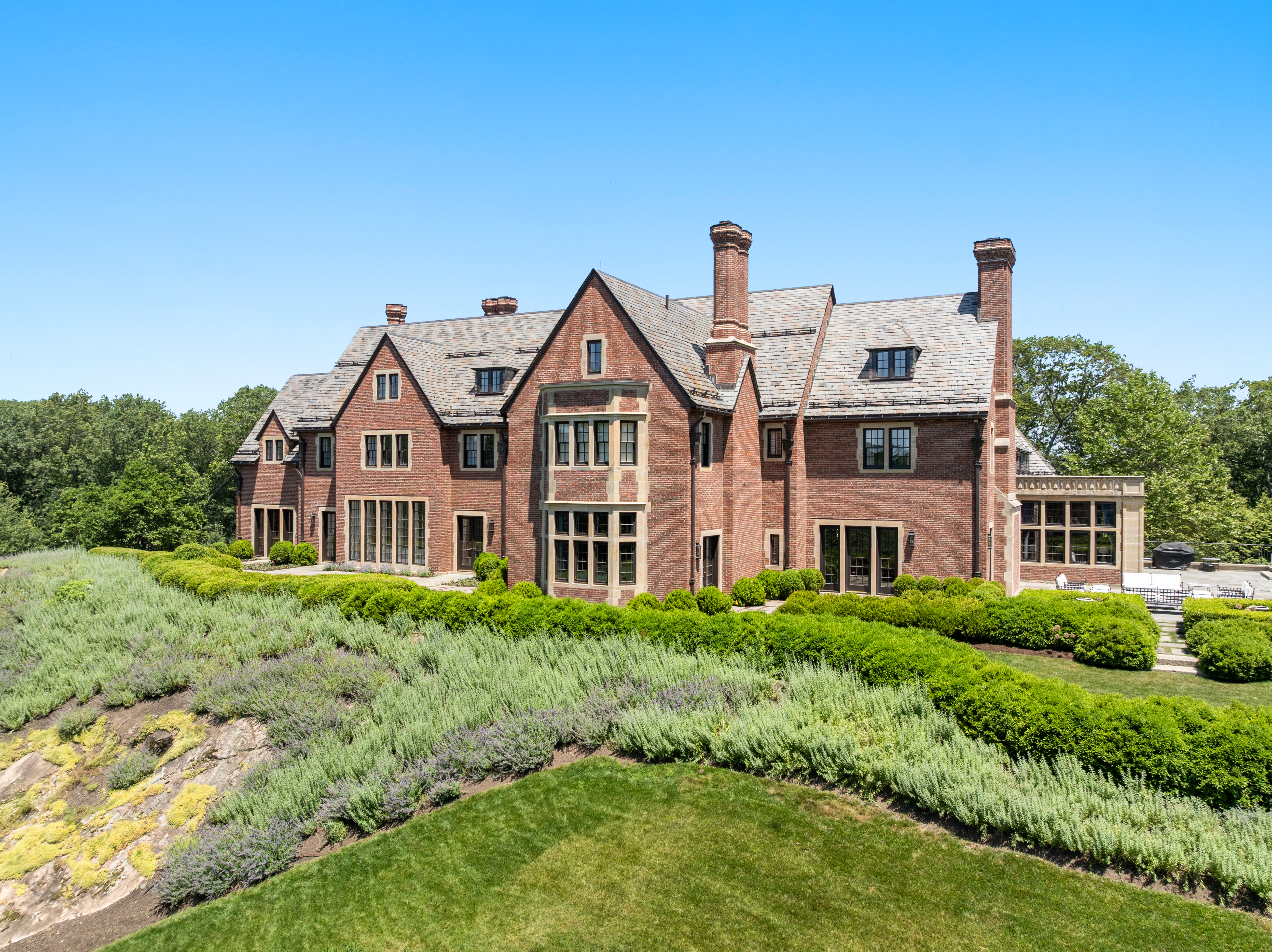 4 Willow Road 