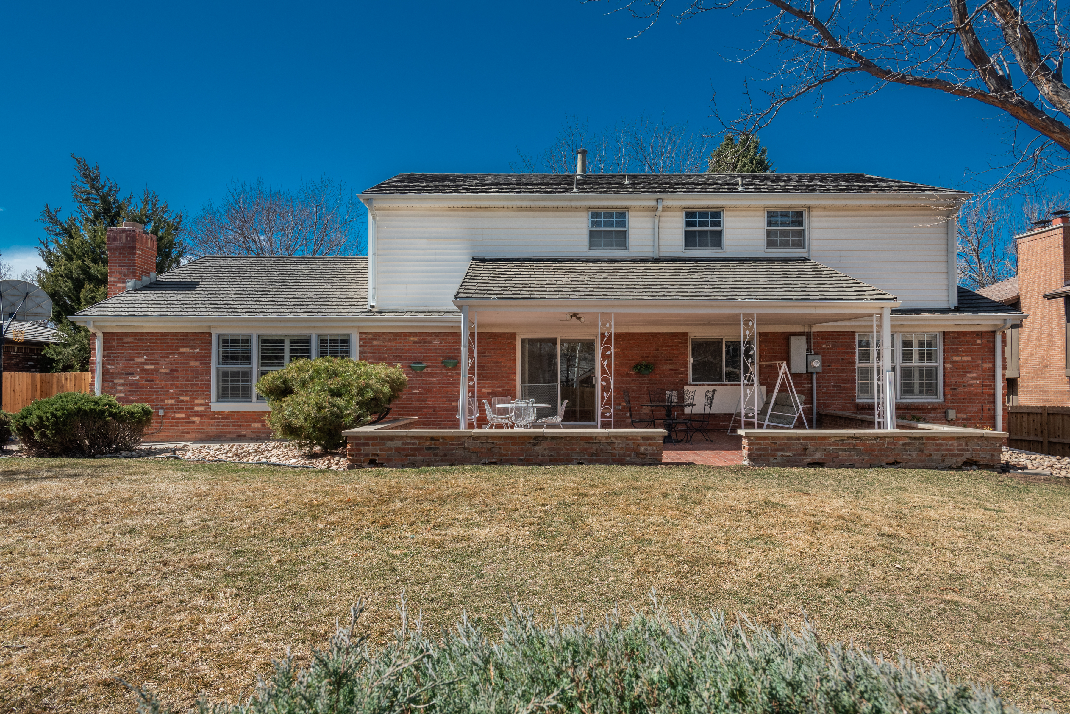 3926 S Magnolia Way 