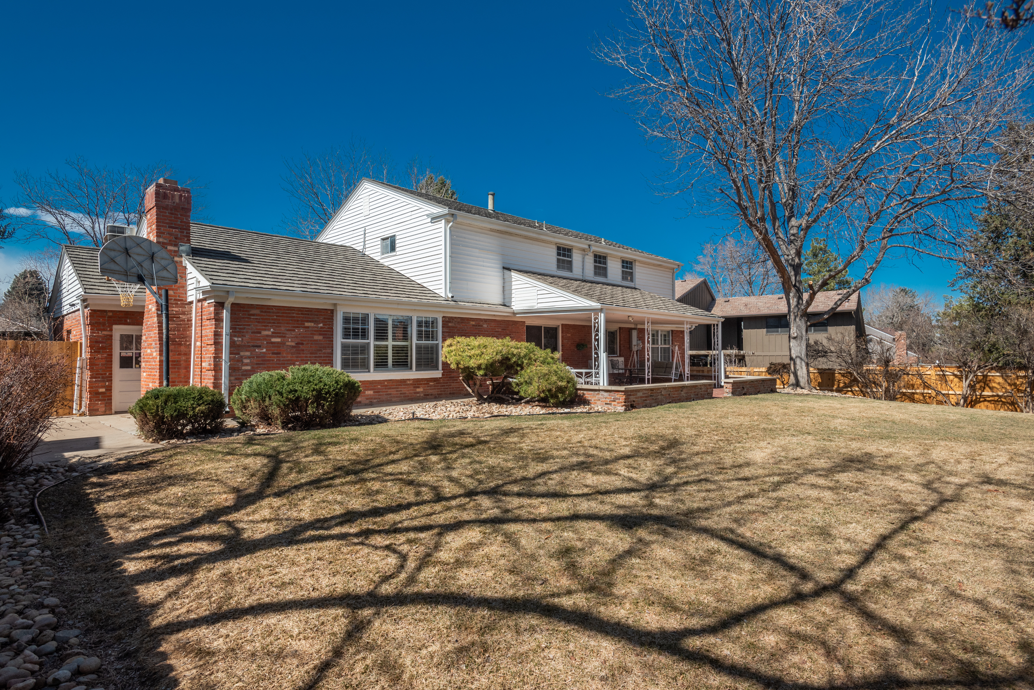 3926 S Magnolia Way 