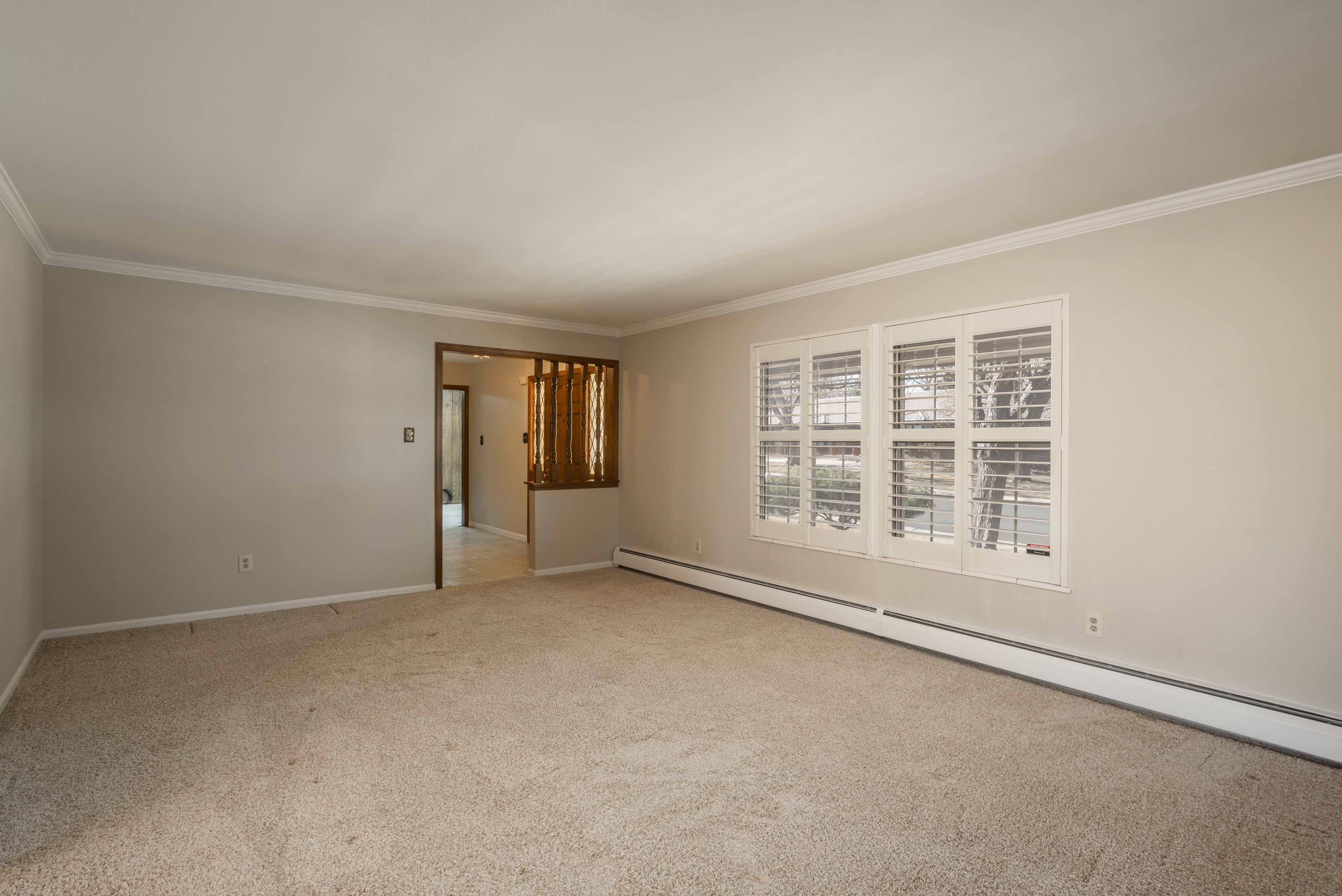 3926 S Magnolia Way 