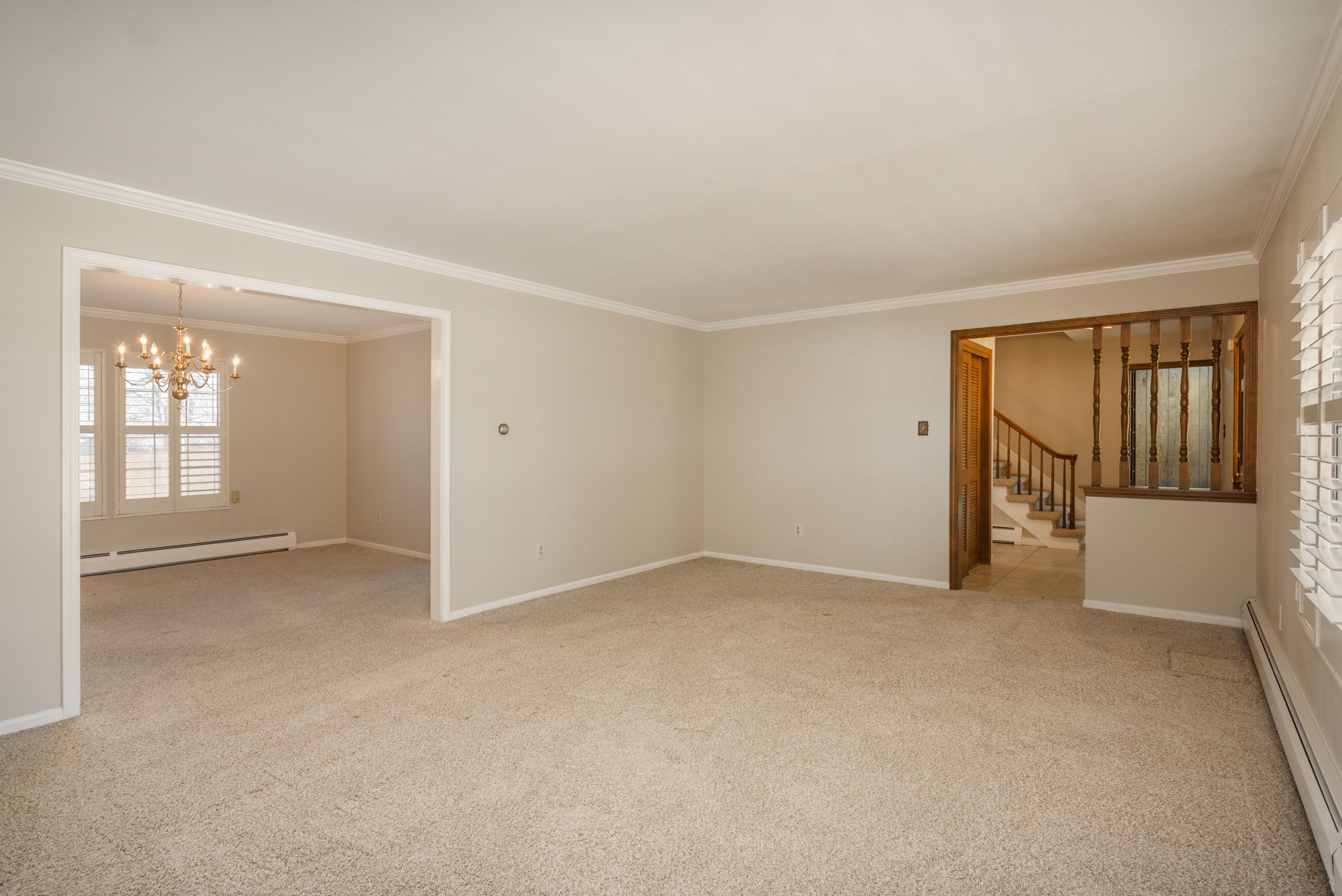 3926 S Magnolia Way 