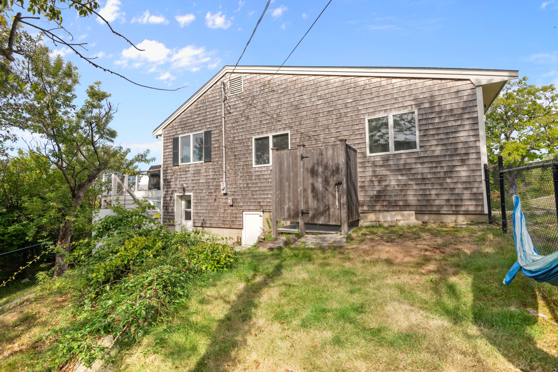 48 Rowley Shore 