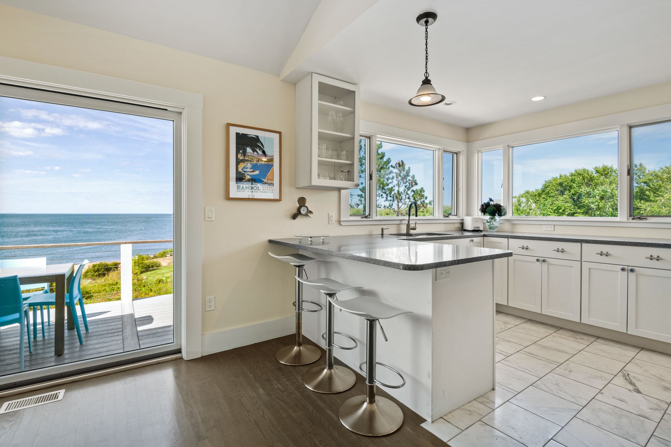 48 Rowley Shore 