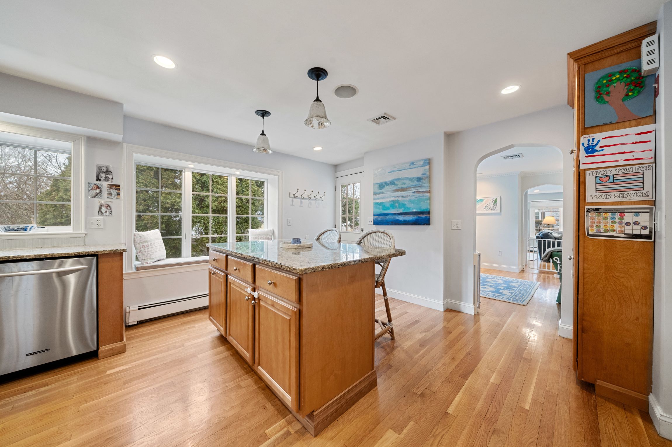 55 Burnside Rd 