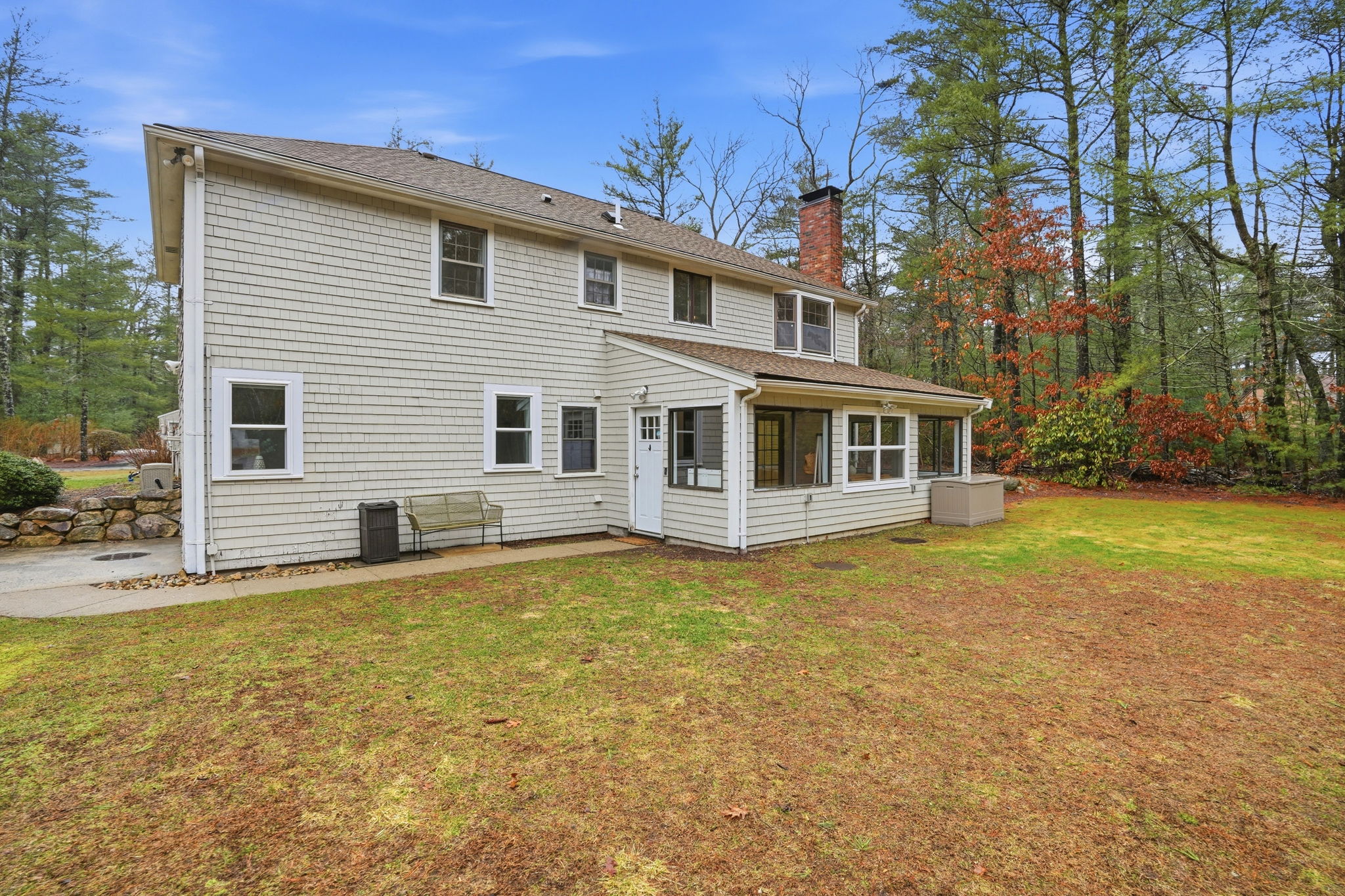 14 Treetop Lane