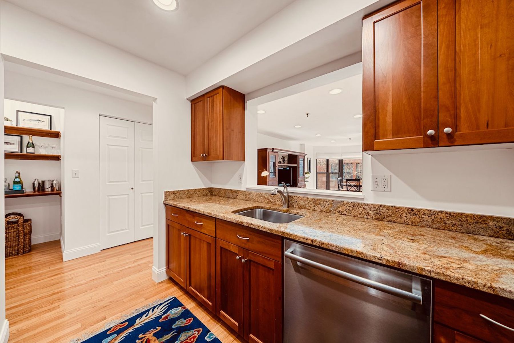 16 Harcourt St Unit# 3D