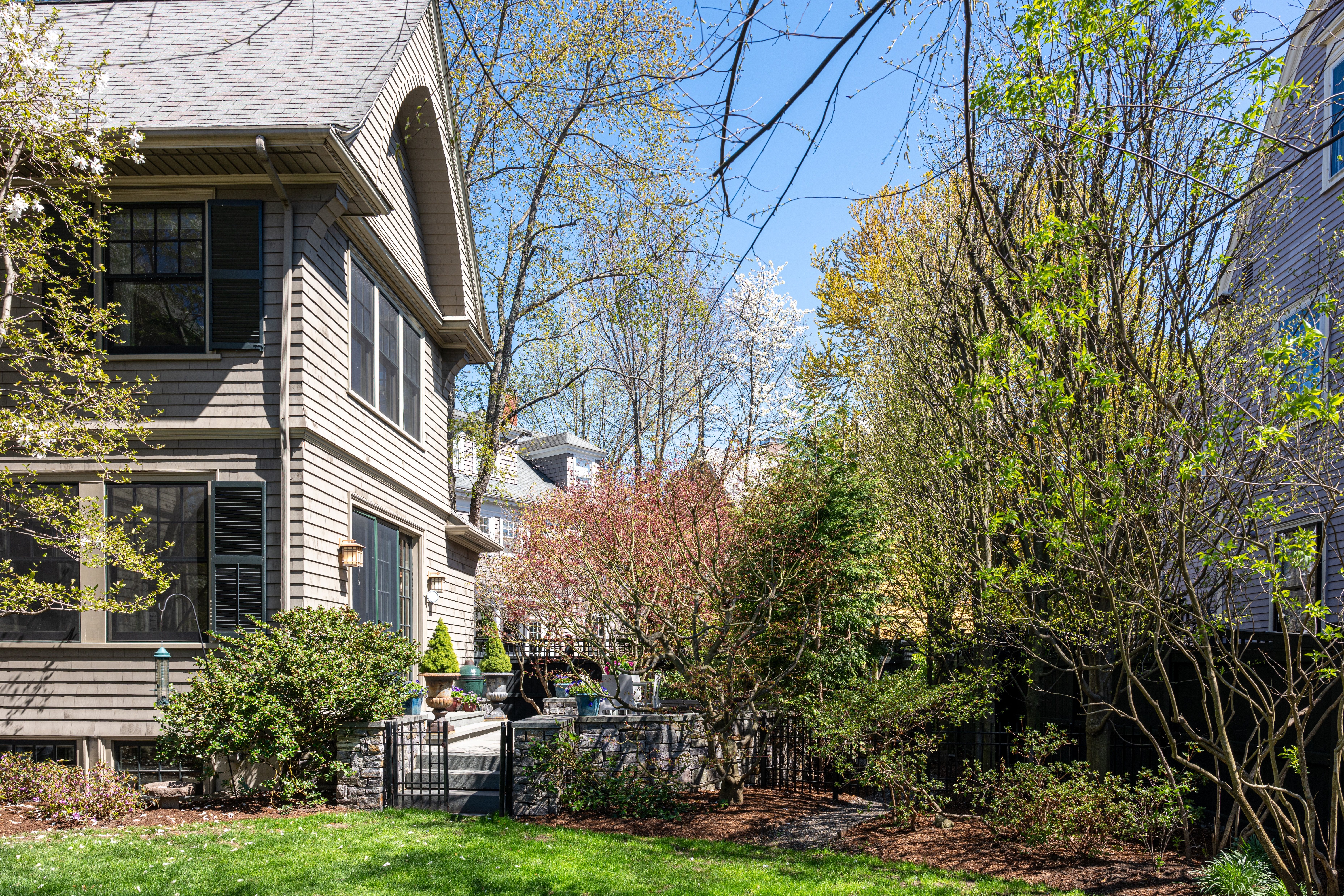 14 Elmwood Avenue 