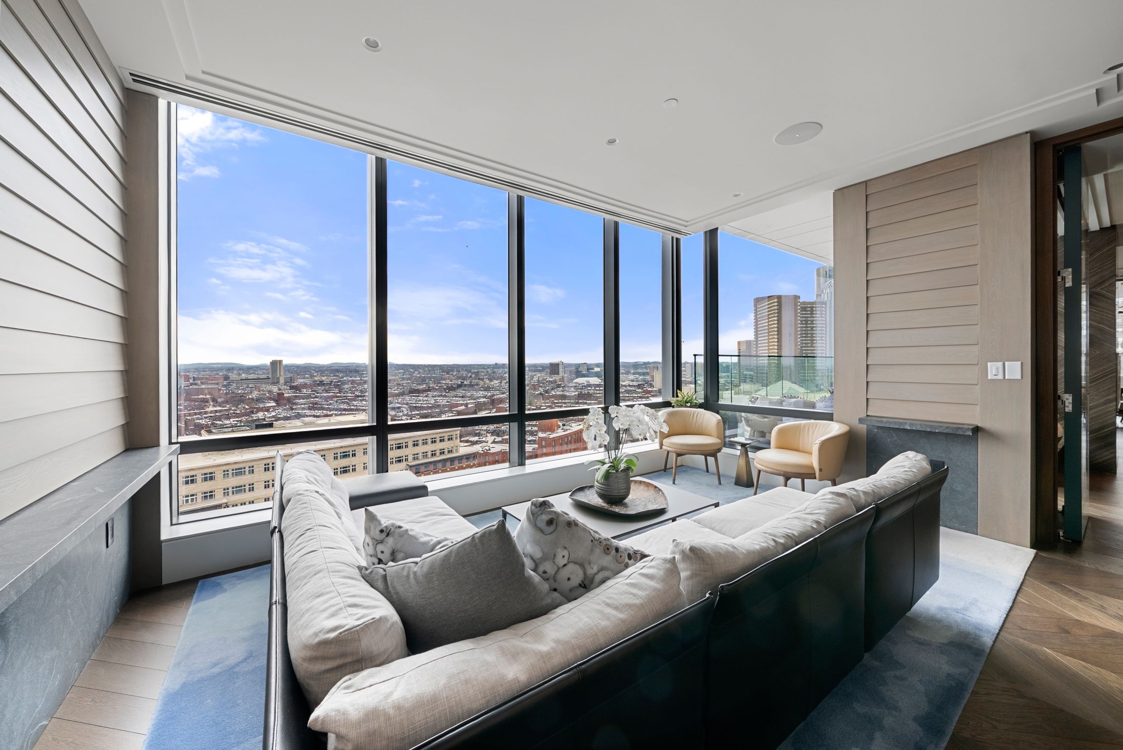 430 Stuart St Unit# 1518