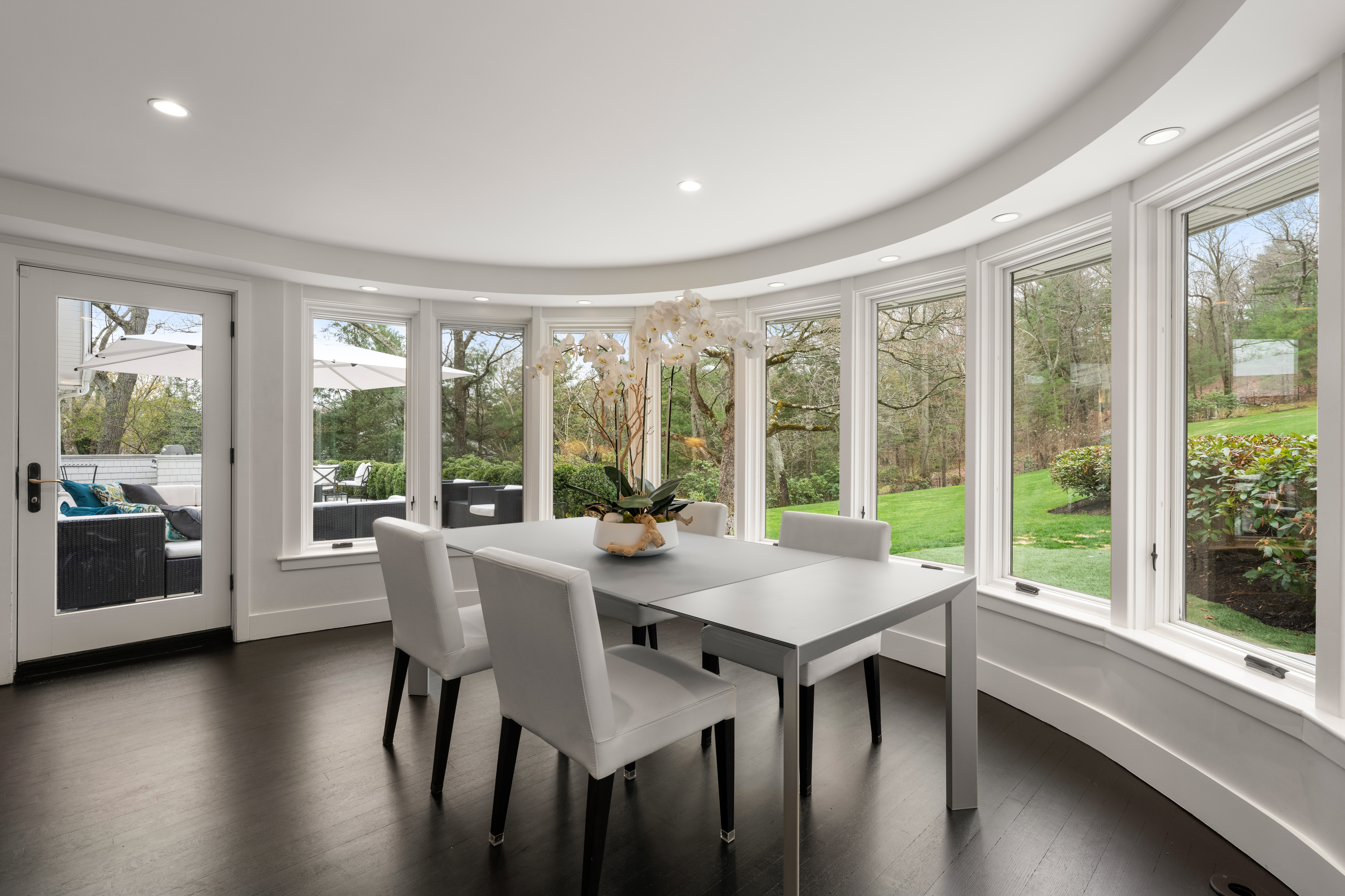 44 Meadowbrook Road