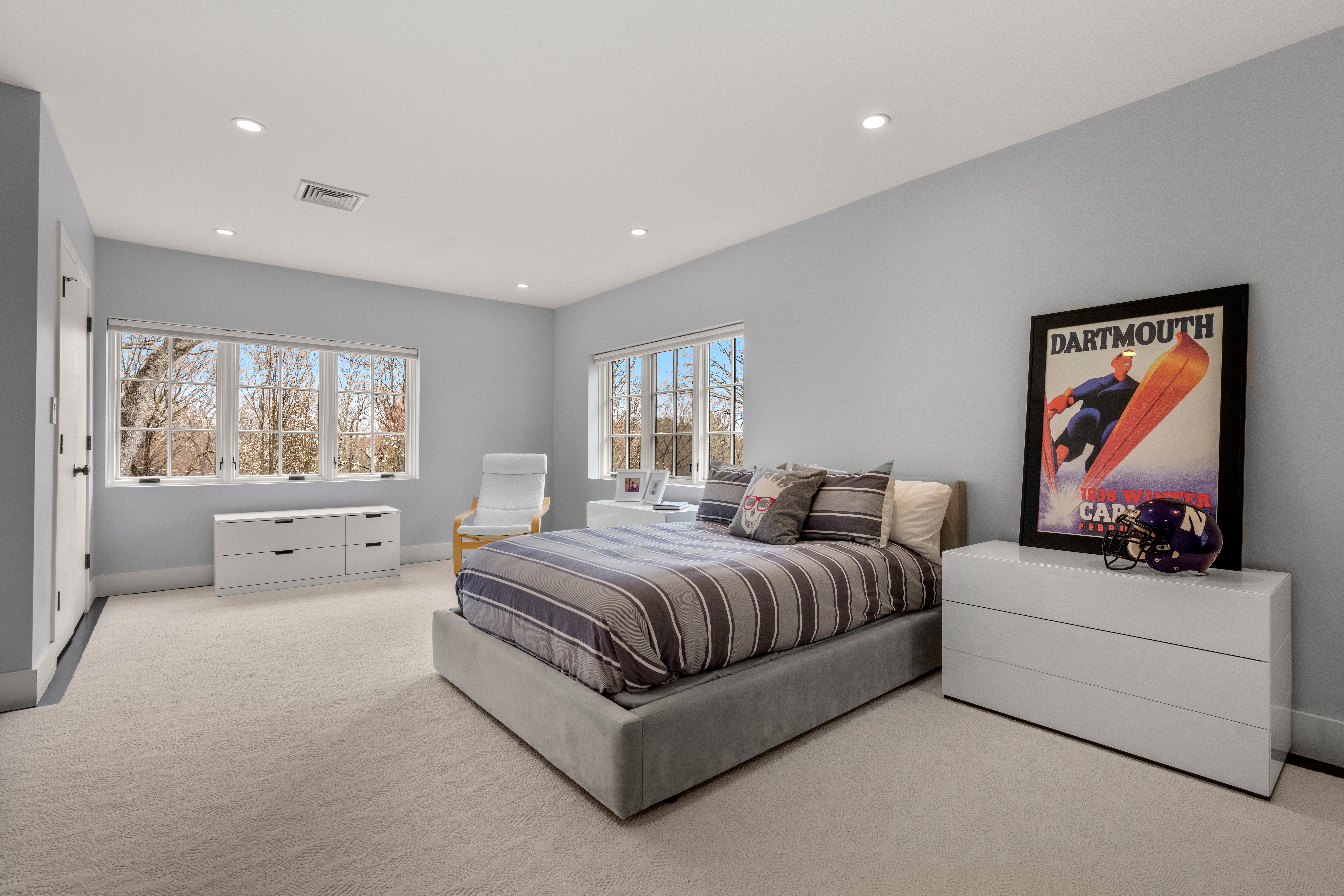 44 Meadowbrook Road