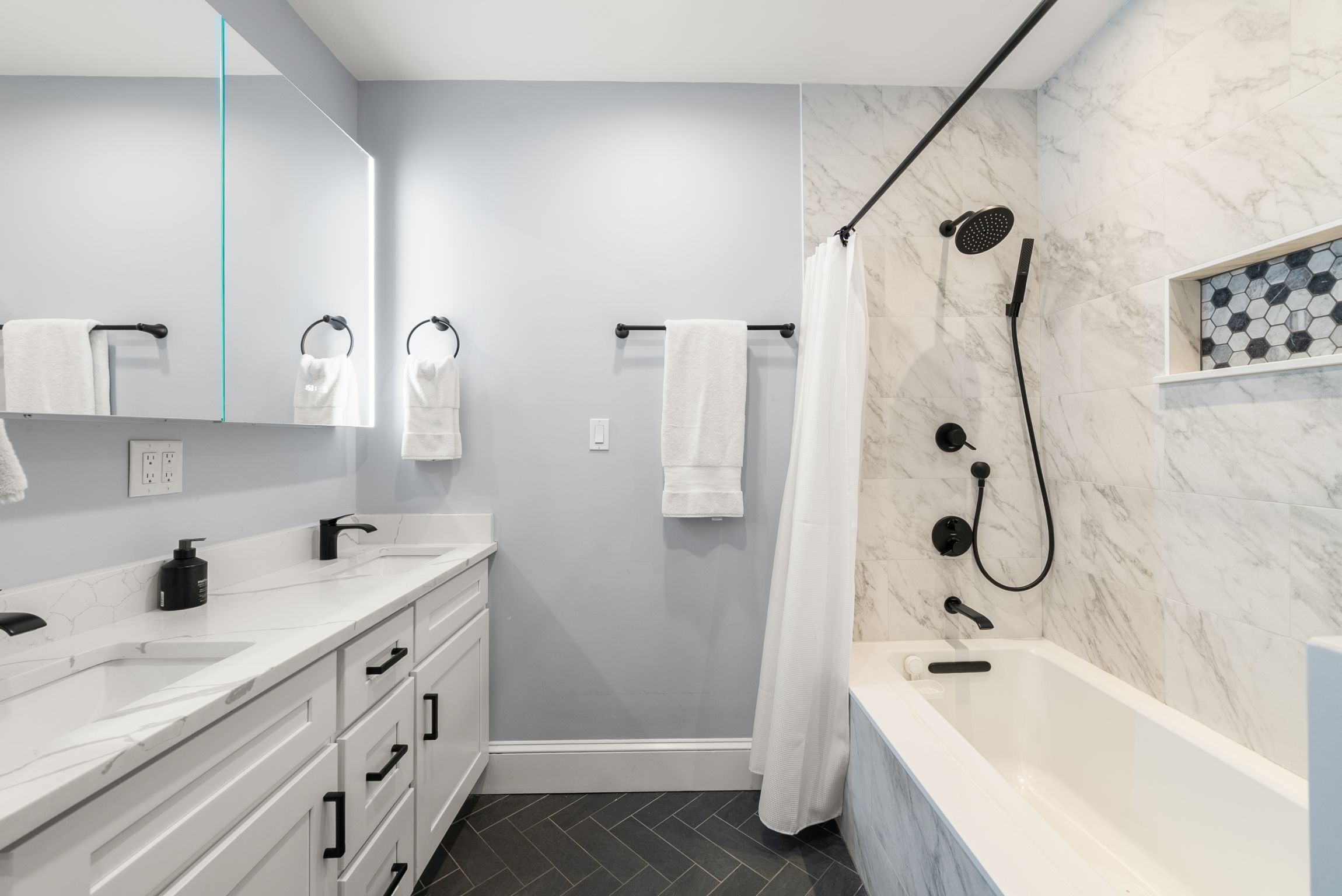 435 W 4th Street Unit# 2