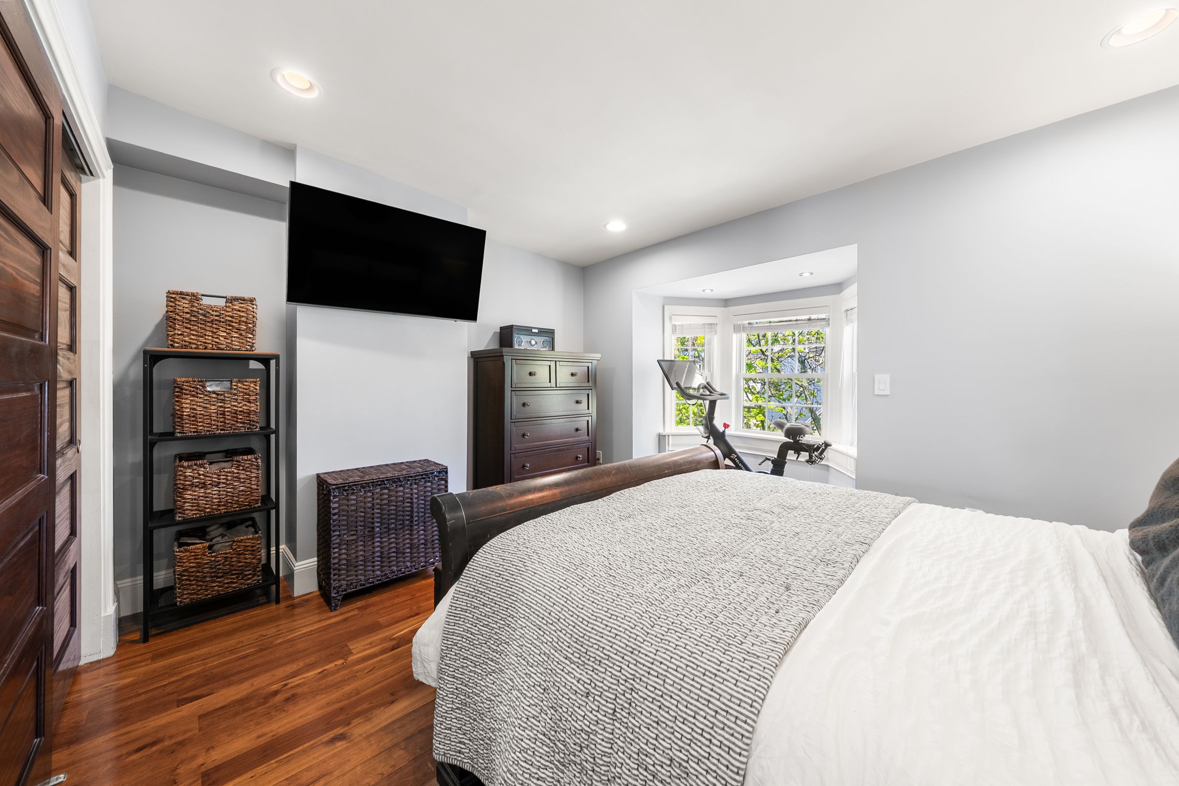435 W 4th Street Unit# 2