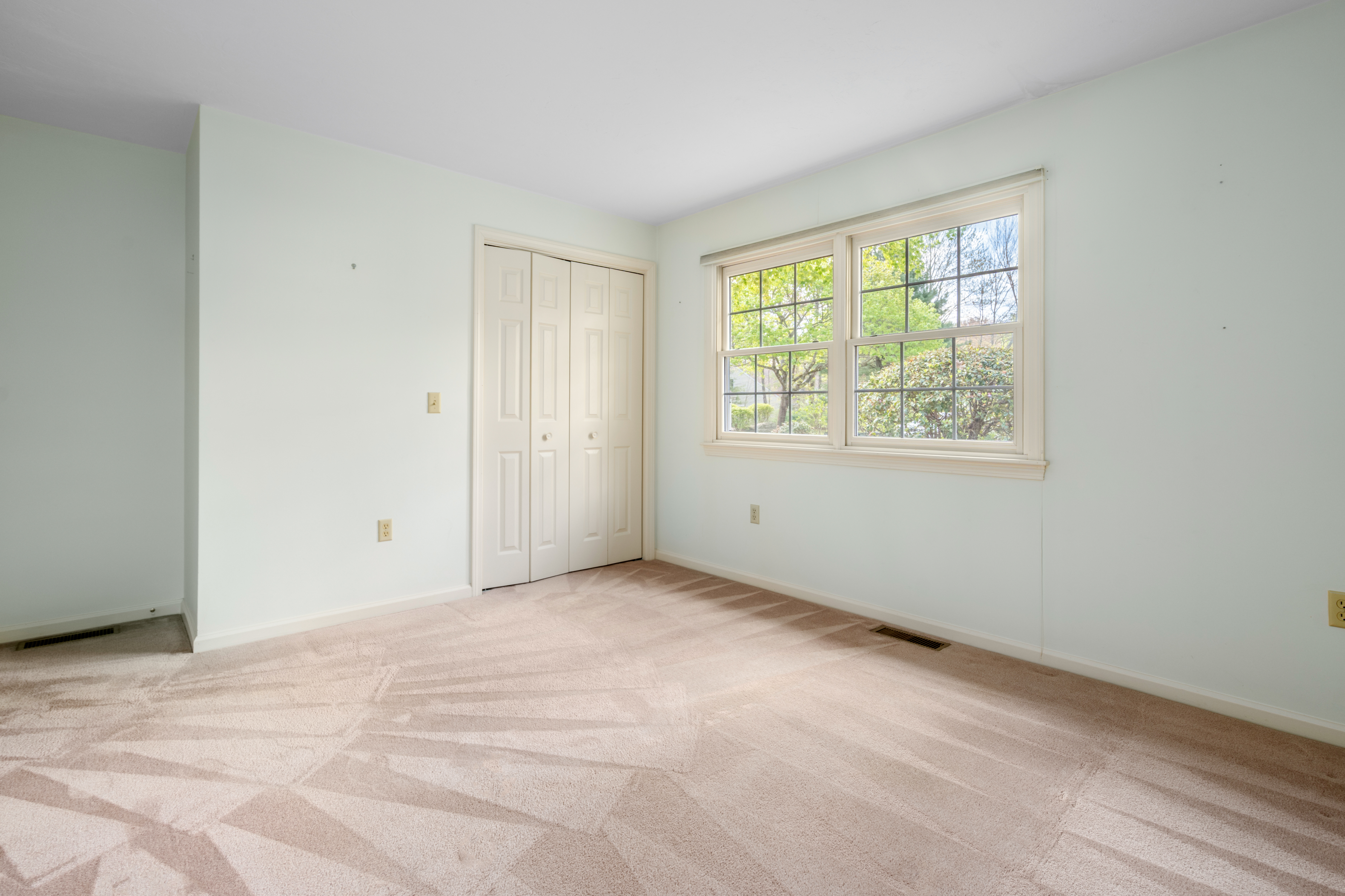 10 Cabot Drive Unit 51