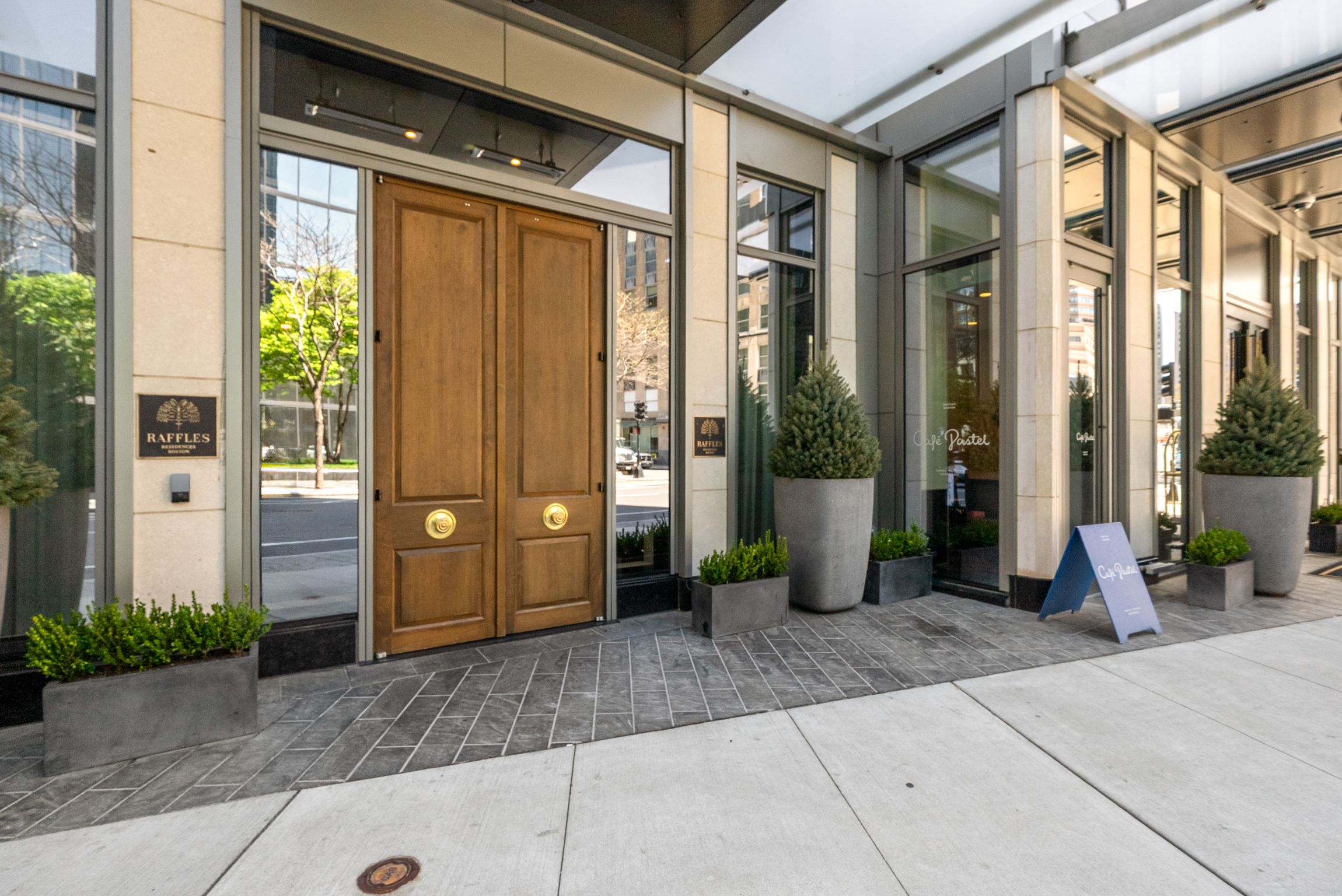 430 Stuart Street Unit# 1518