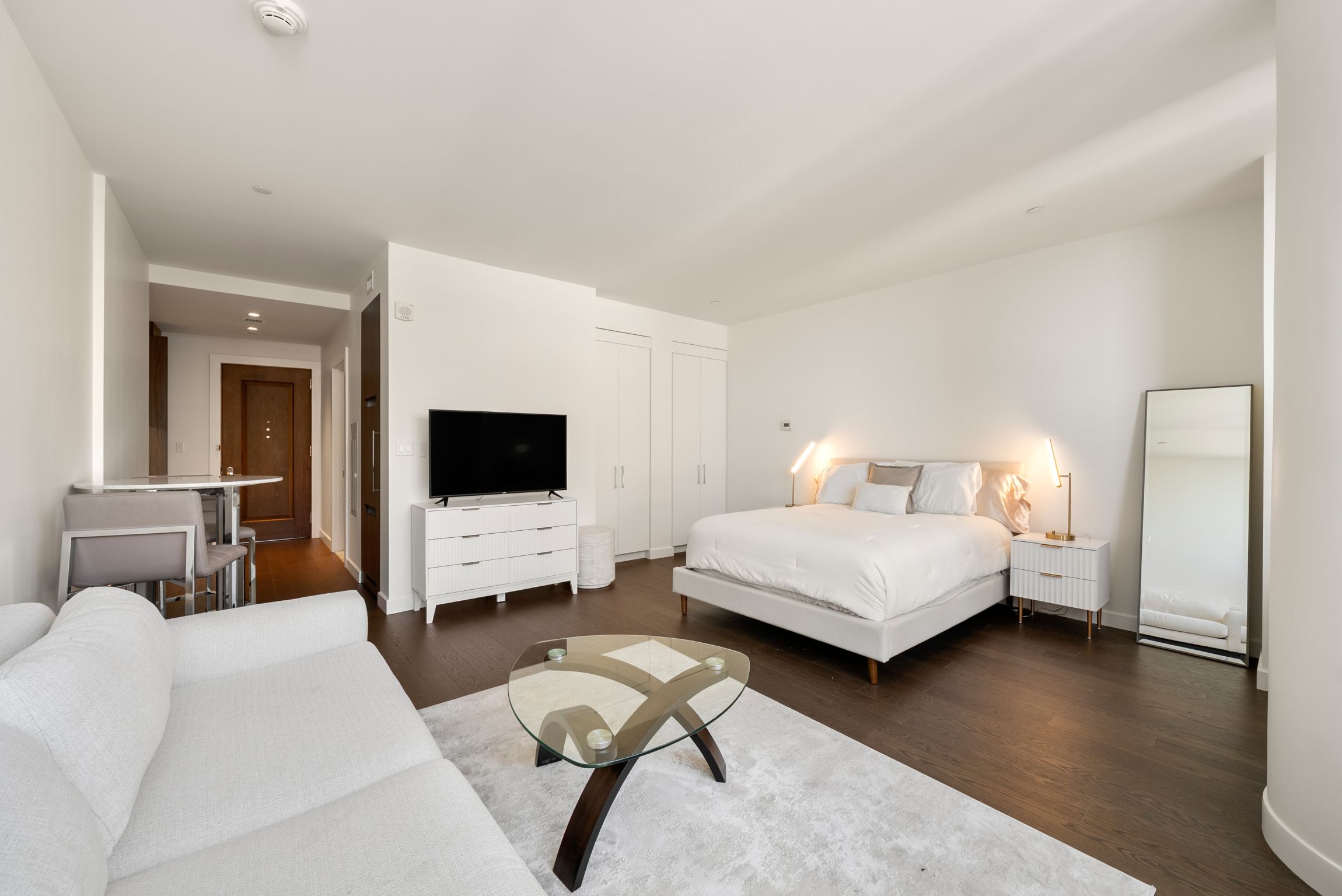 430 Stuart Street Unit# 1518